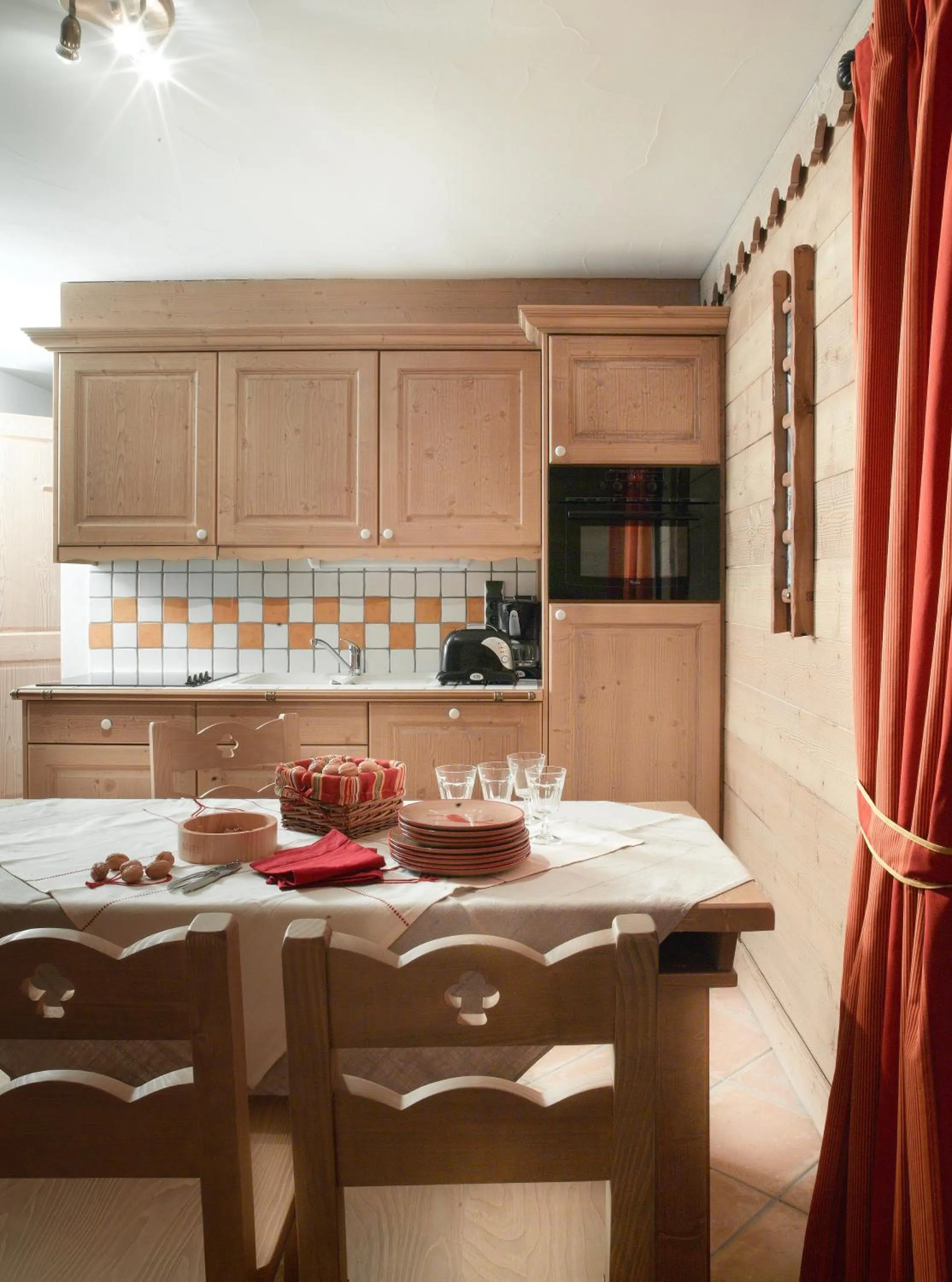Kitchen or kitchenette in Résidence Les Alpages De Champagny