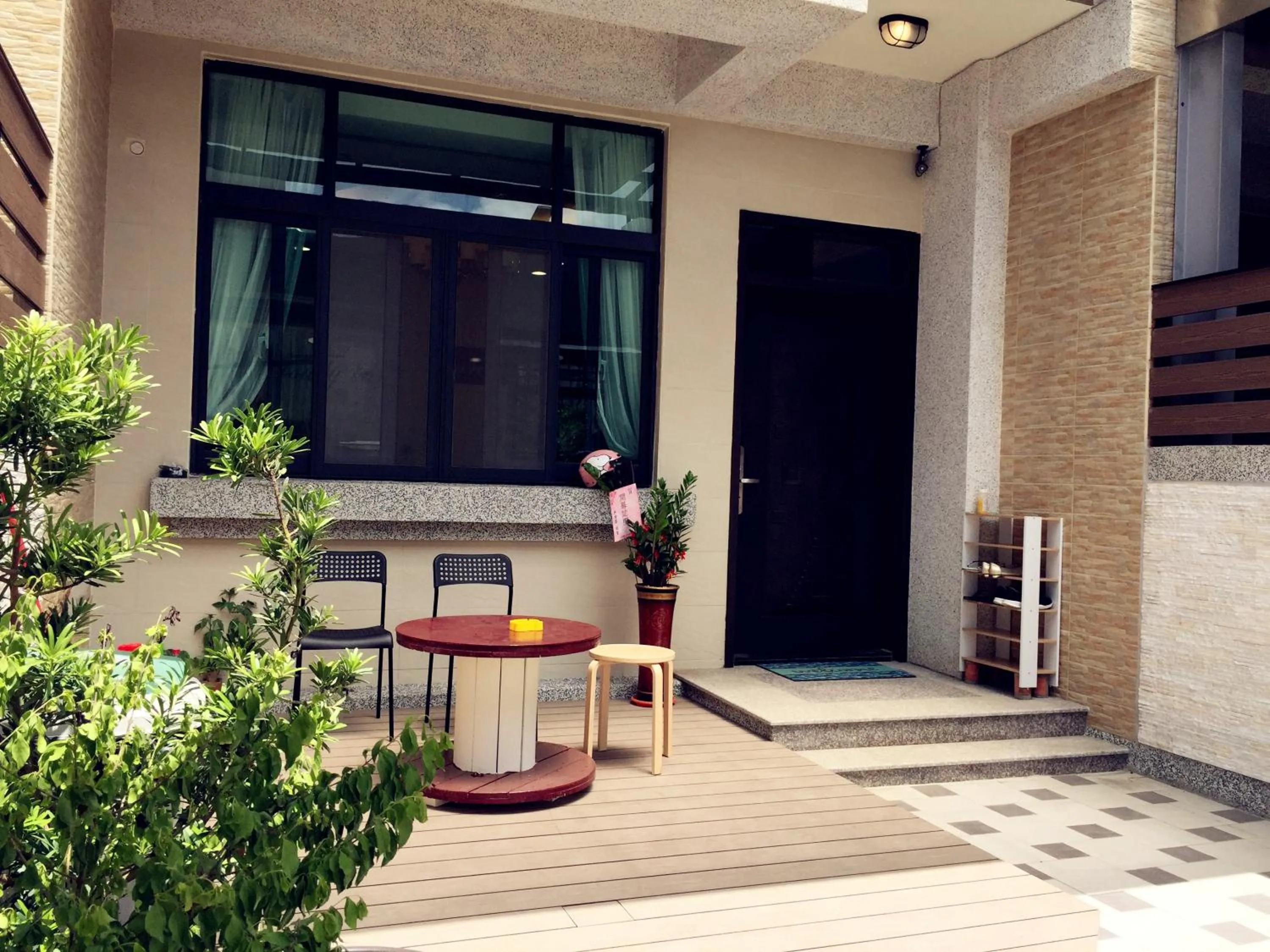 Property building in Slowly inn