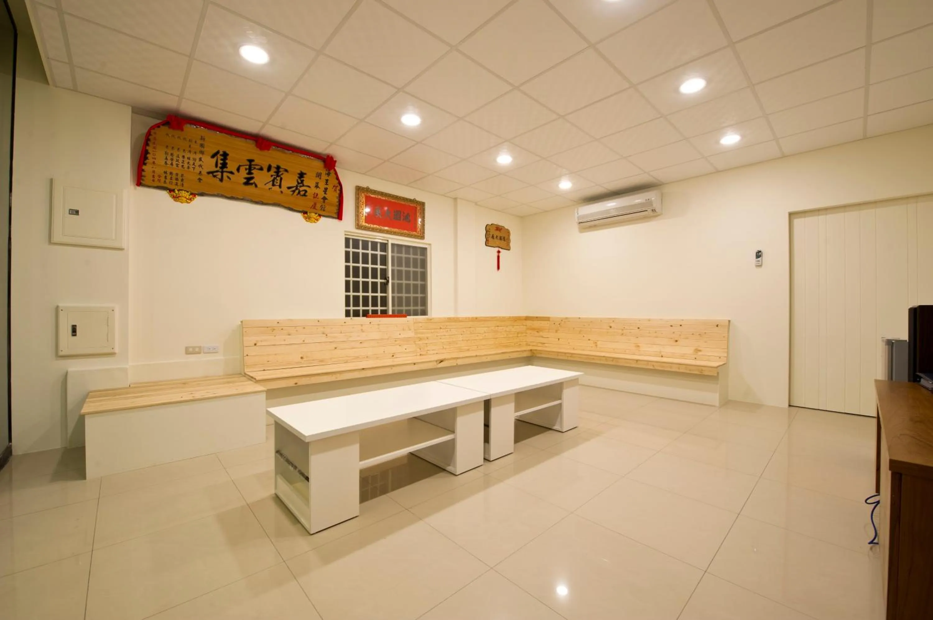 TV and multimedia in Donggang Neptune Hall