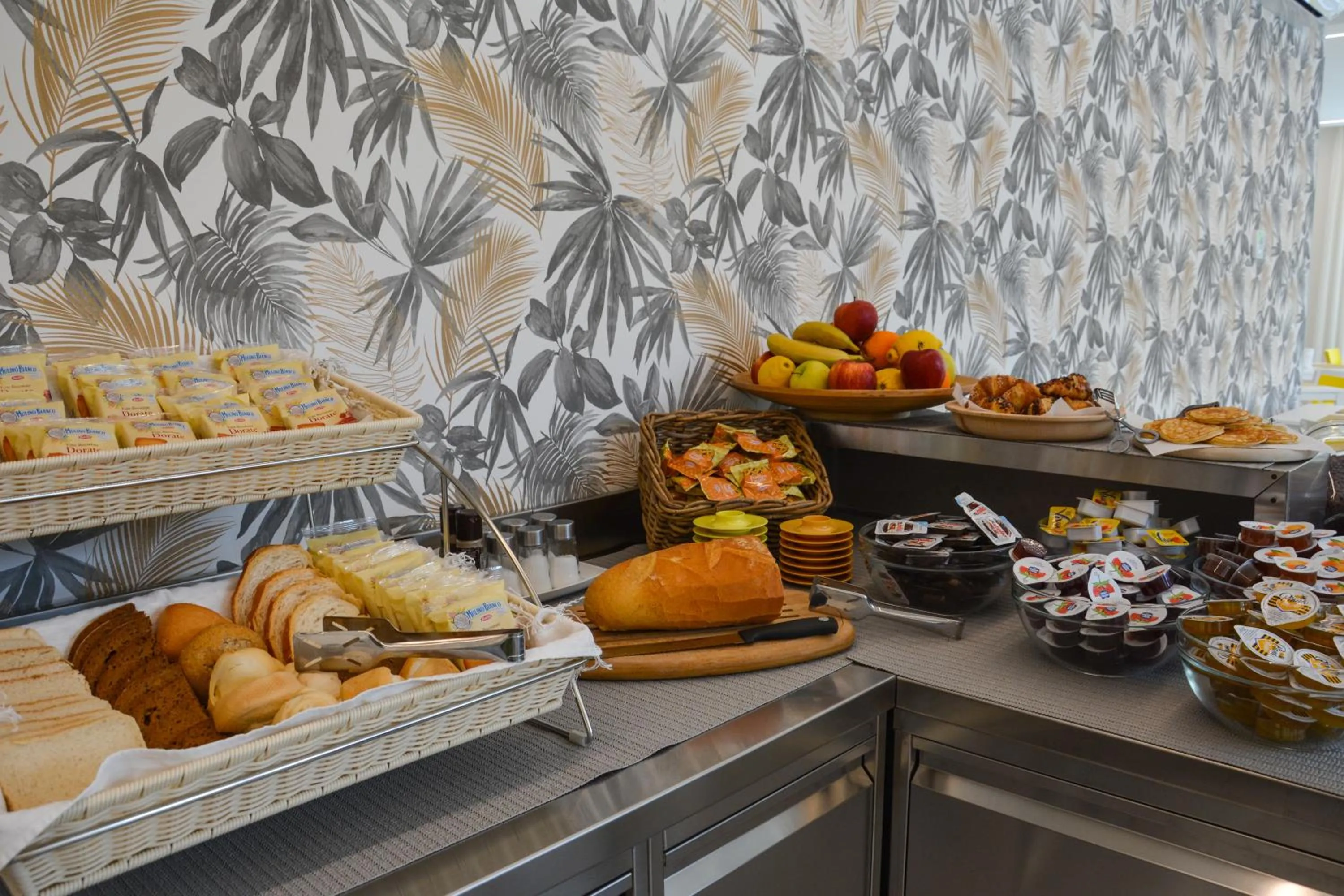 Breakfast in Hotel Stella Alpina