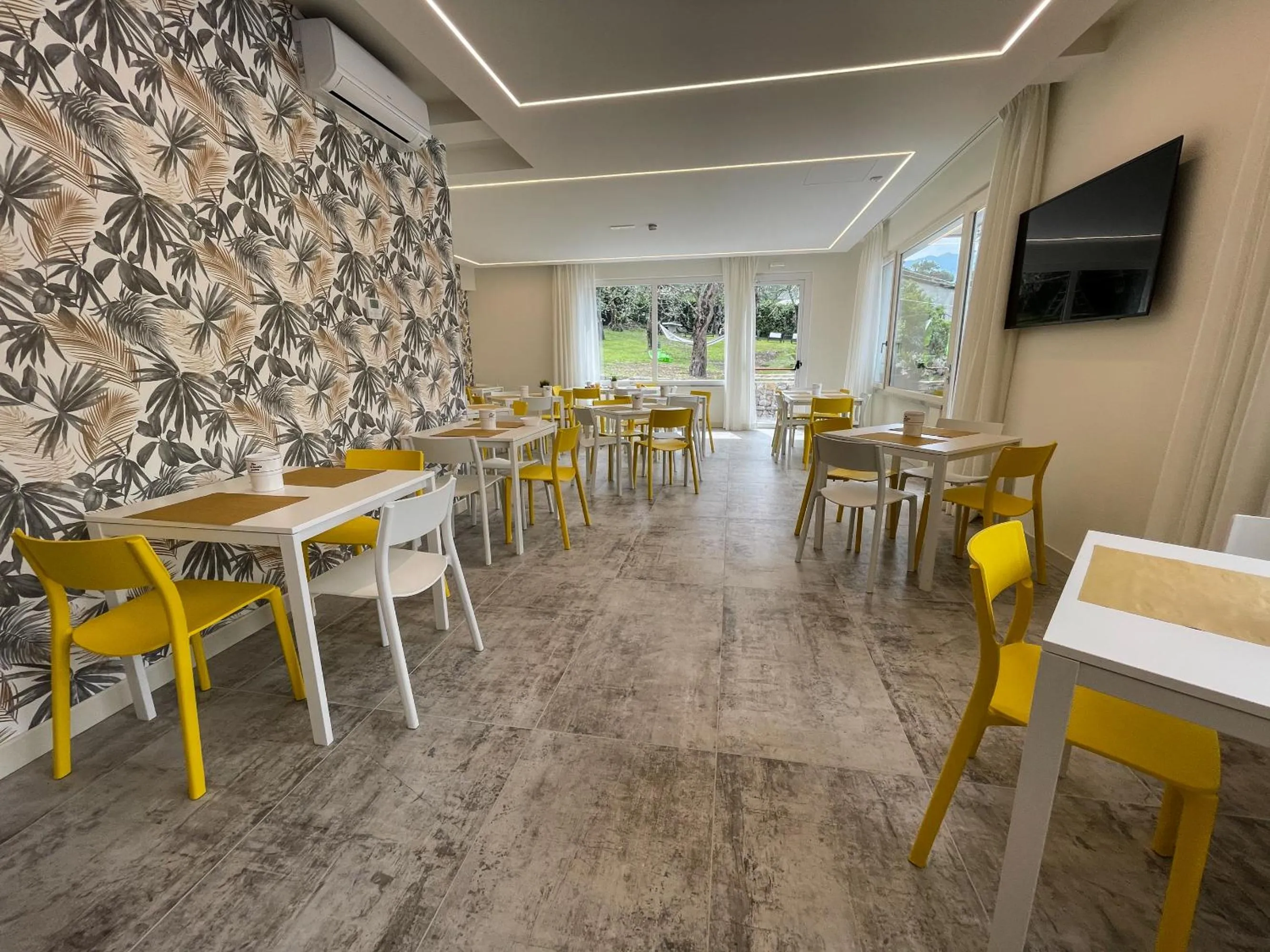 Breakfast in Hotel Stella Alpina