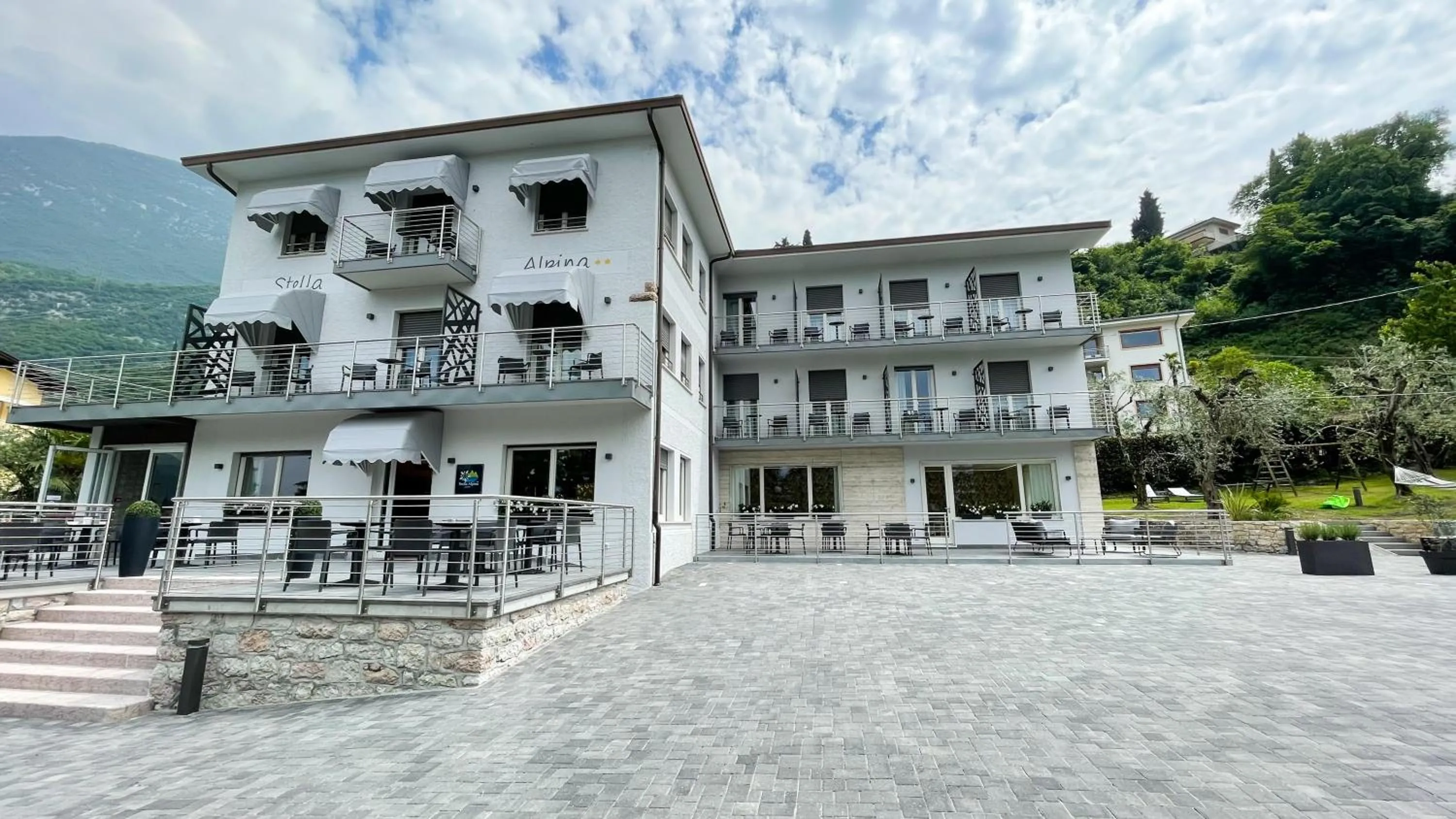 Property building in Hotel Stella Alpina