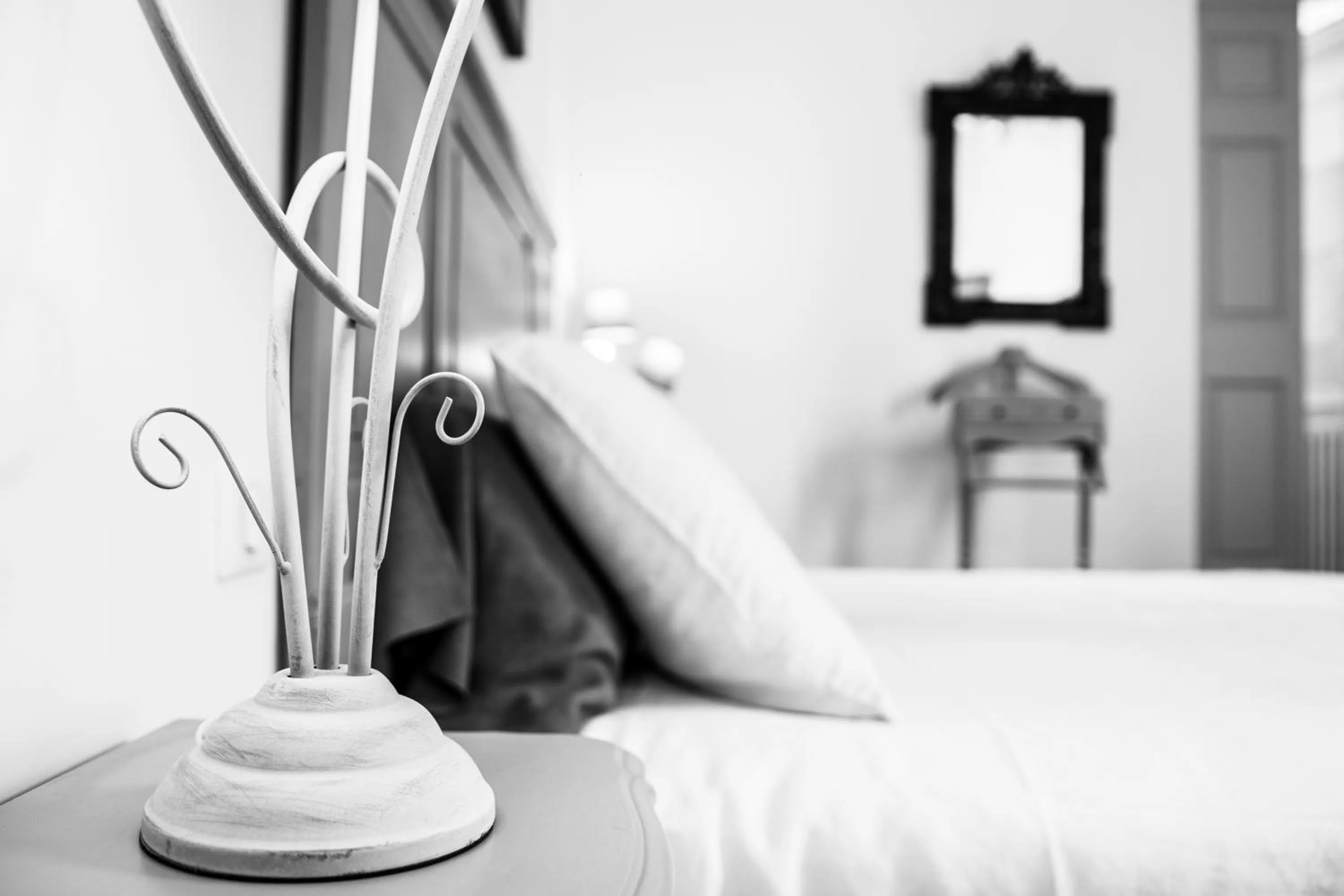 Decorative detail, Bed in Le Jardin de Mazan