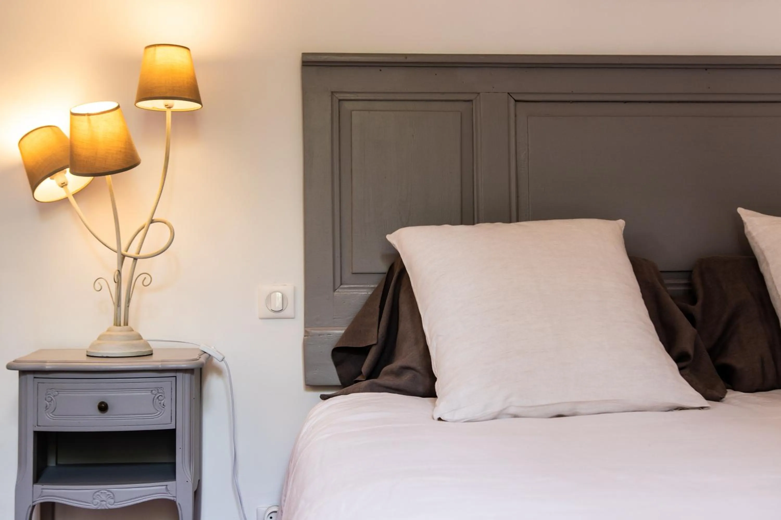 Decorative detail, Bed in Le Jardin de Mazan