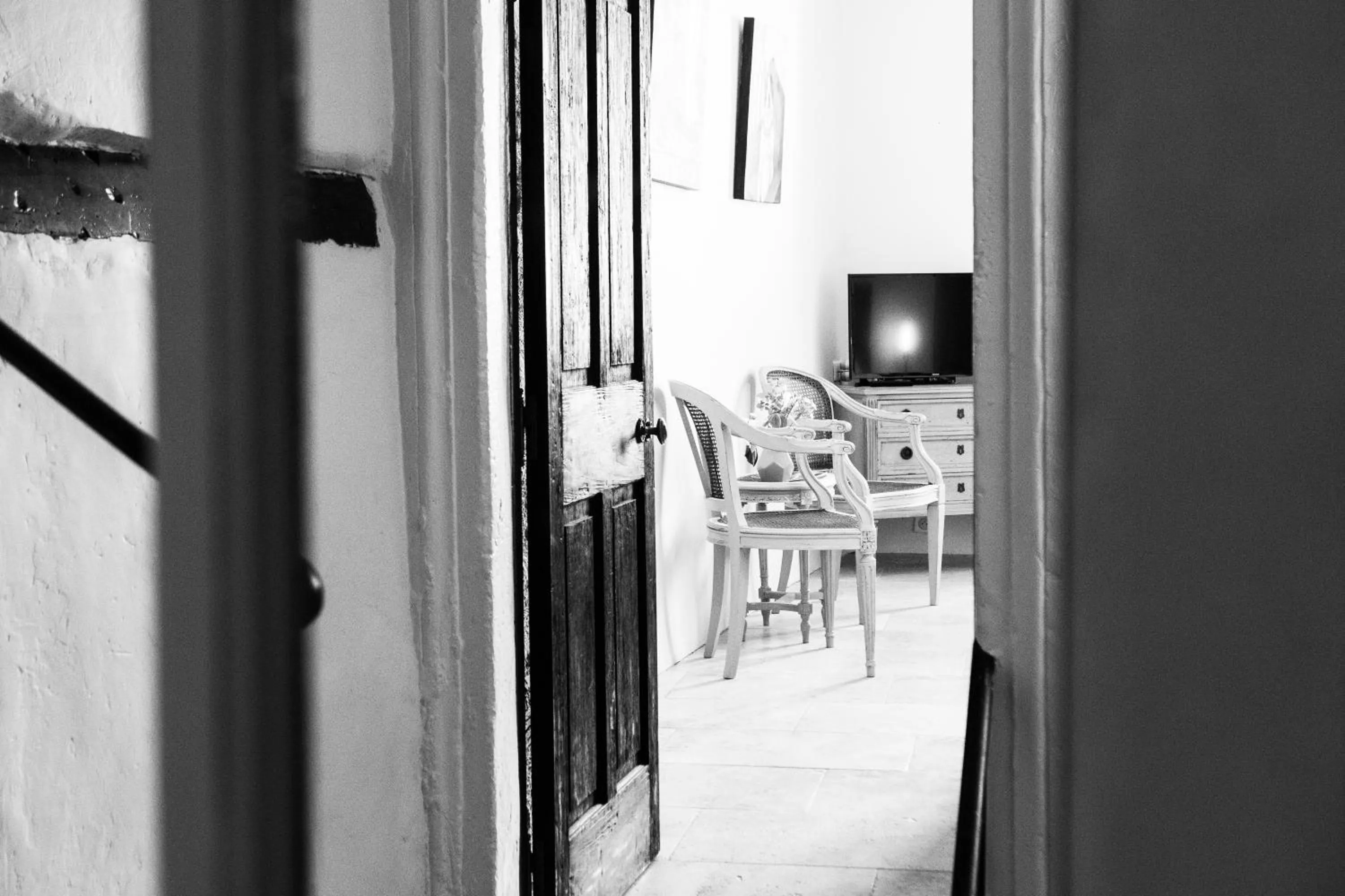 Decorative detail in Le Jardin de Mazan