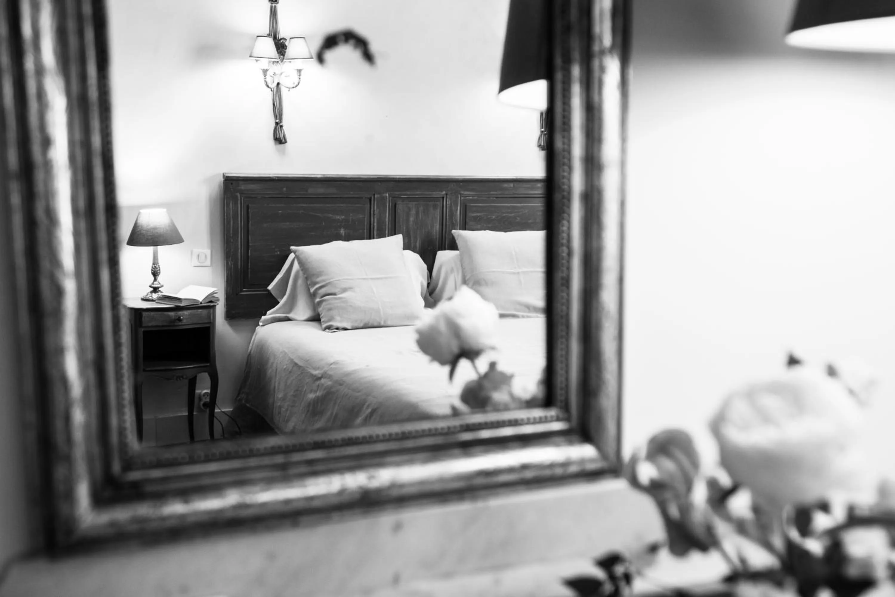 Decorative detail, Bed in Le Jardin de Mazan