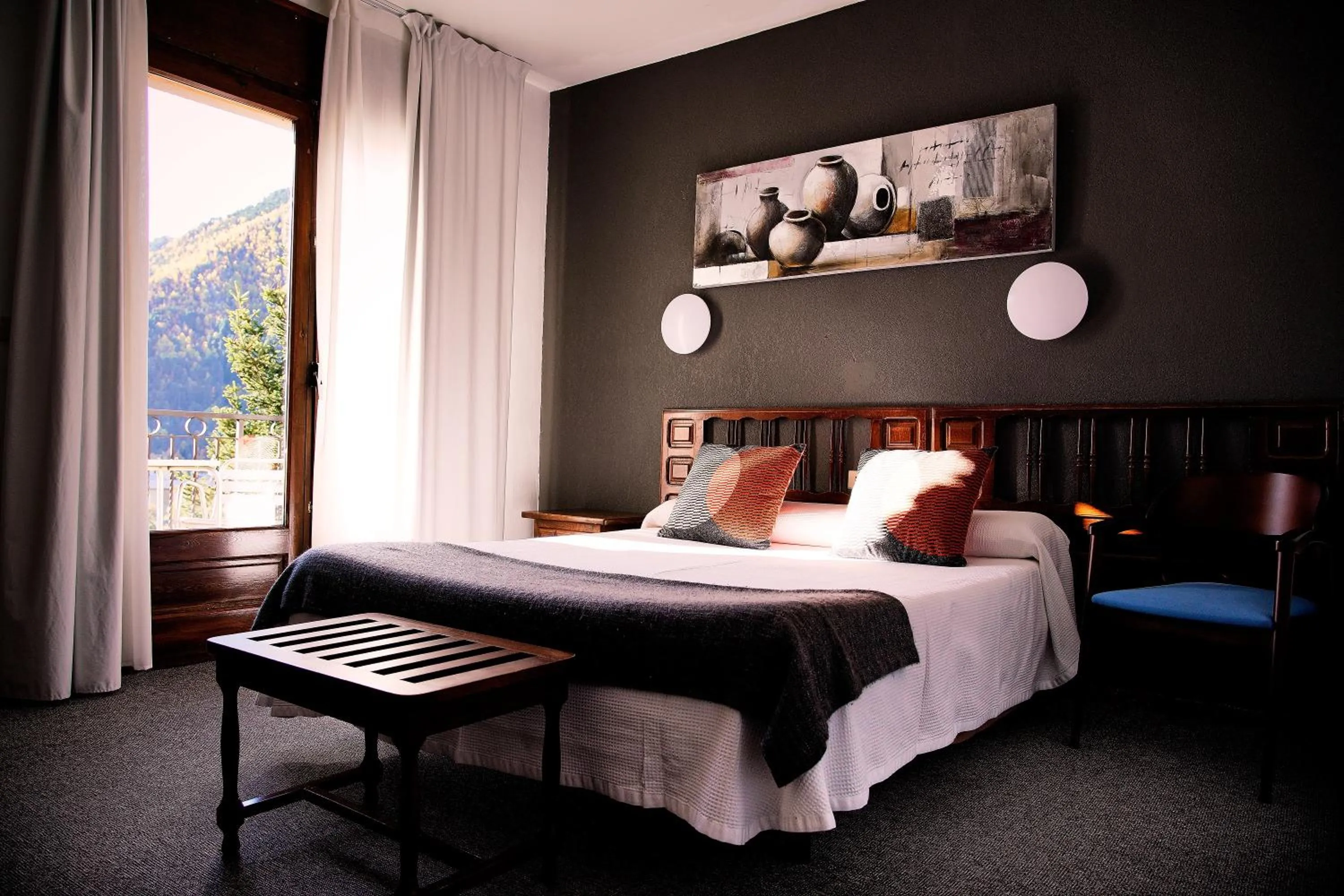 Photo of the whole room, Bed in Hotel La Burna Panoràmic