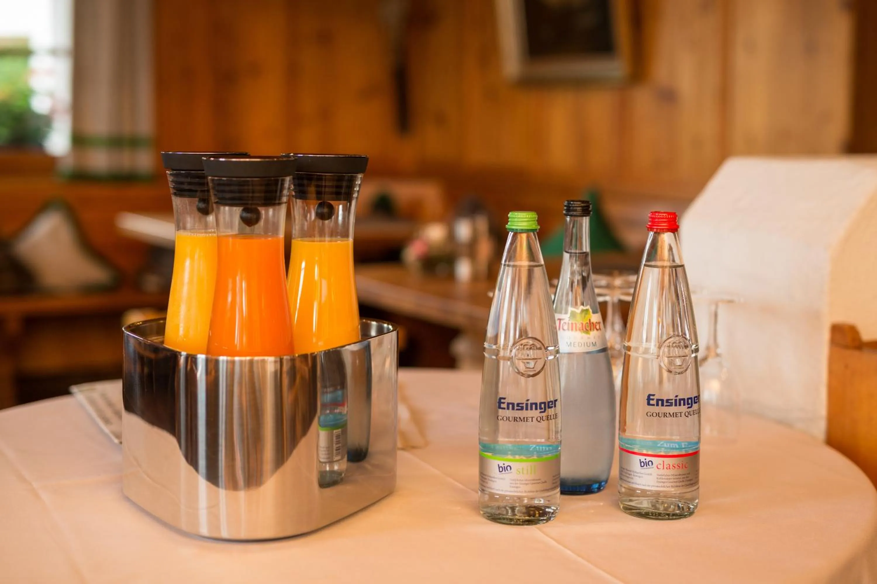 Breakfast in Hotel Restaurant Vinothek LAMM