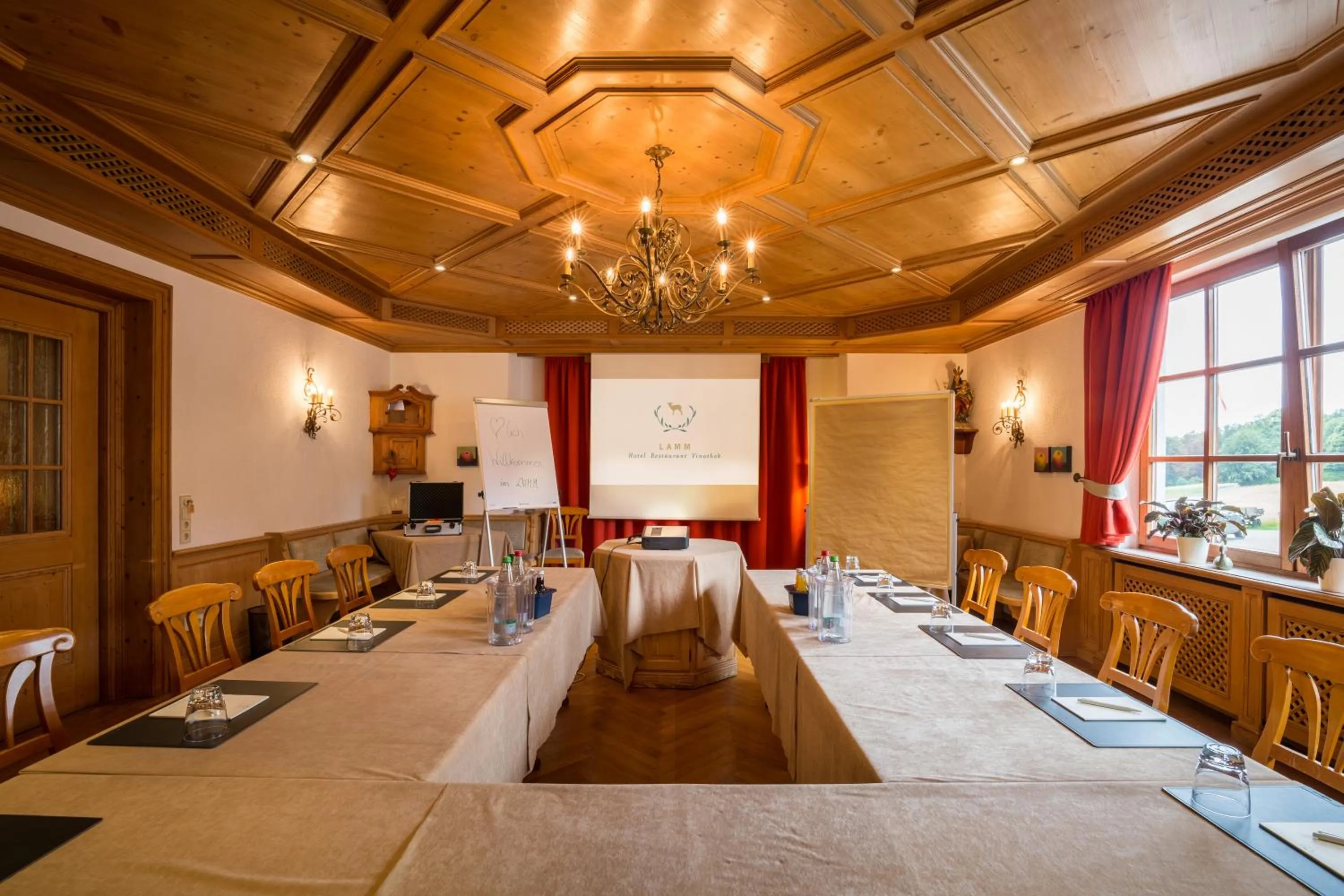 Meeting/conference room in Hotel Restaurant Vinothek LAMM
