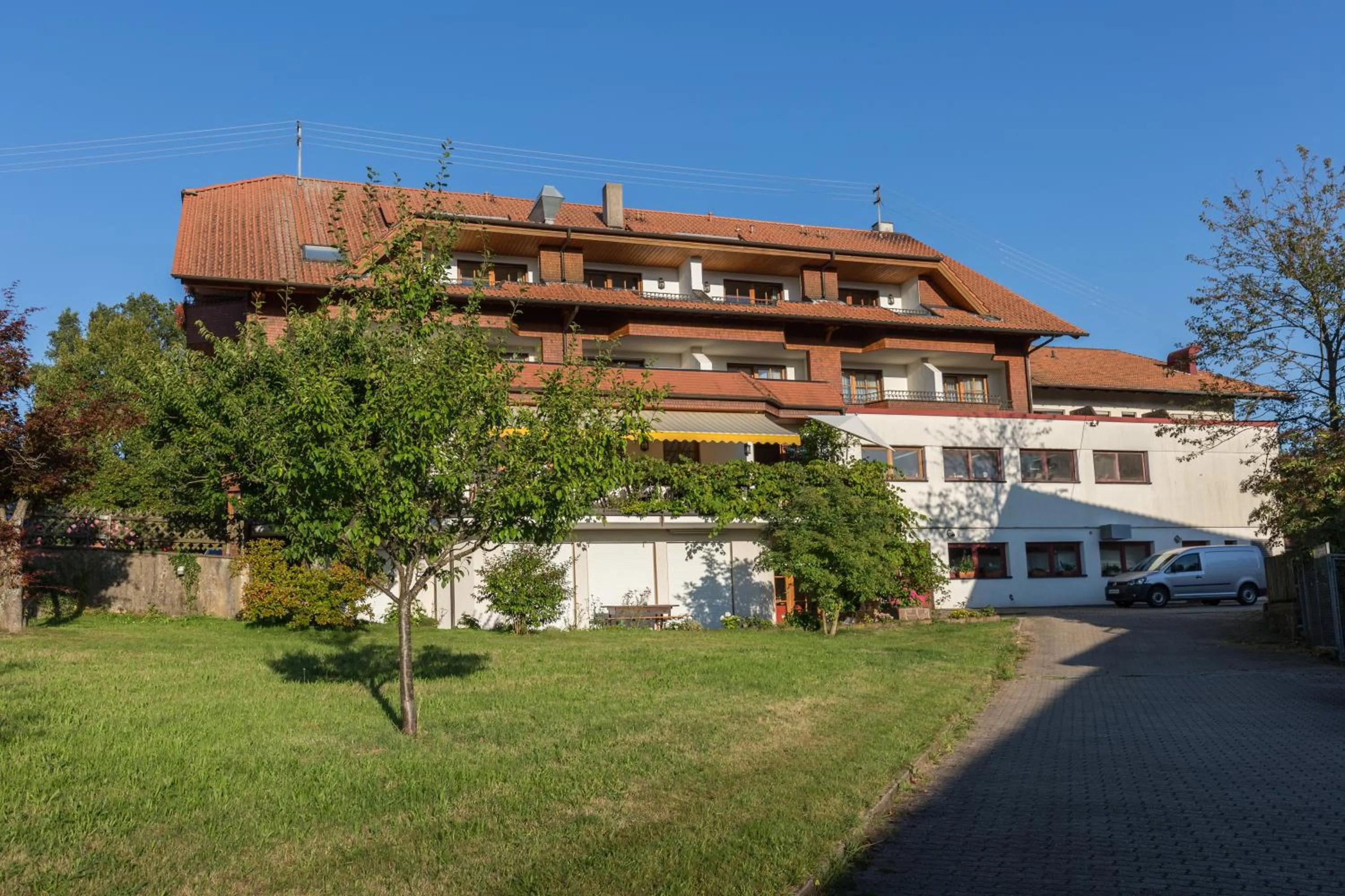Property building in Hotel Restaurant Vinothek LAMM