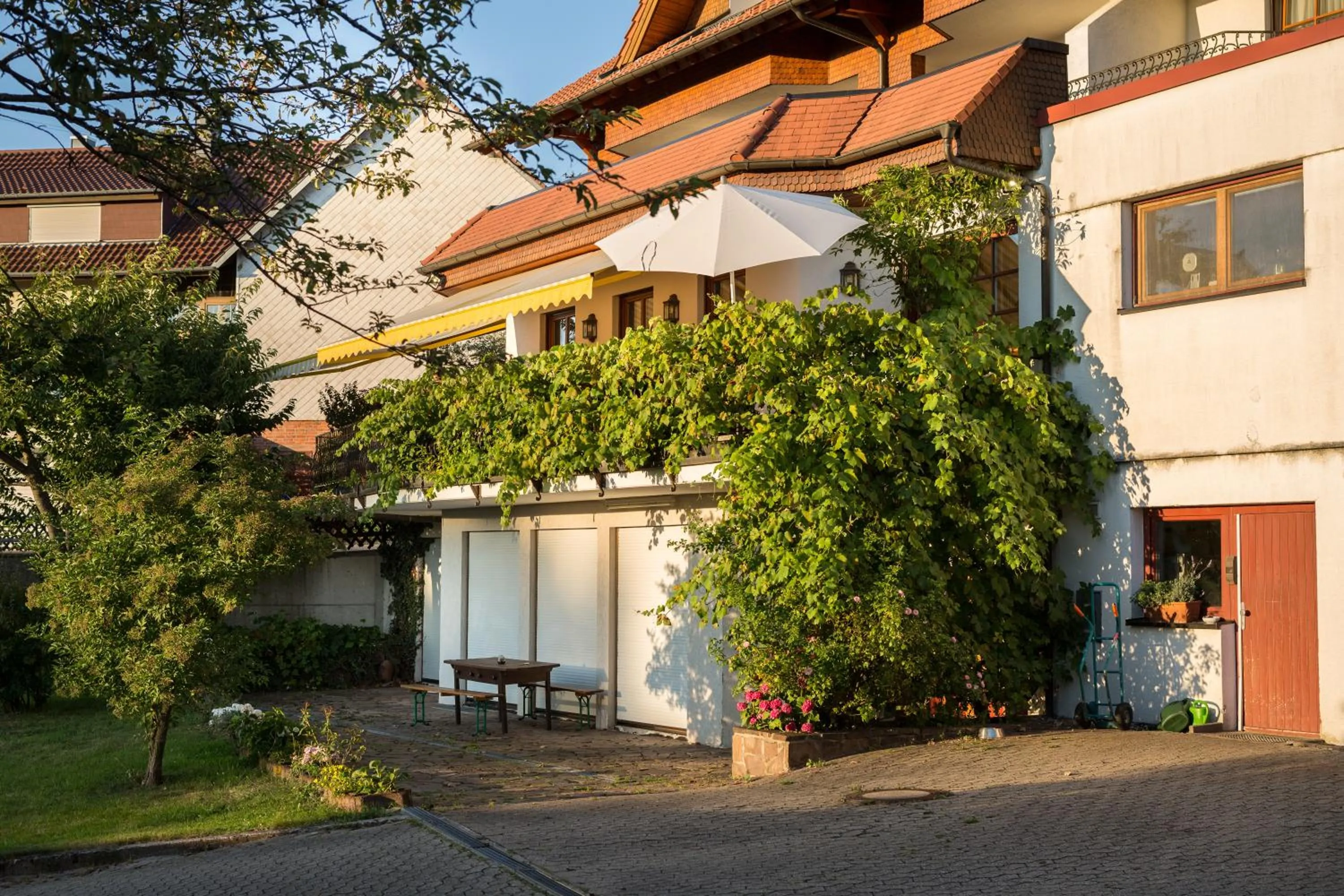 Property building in Hotel Restaurant Vinothek LAMM