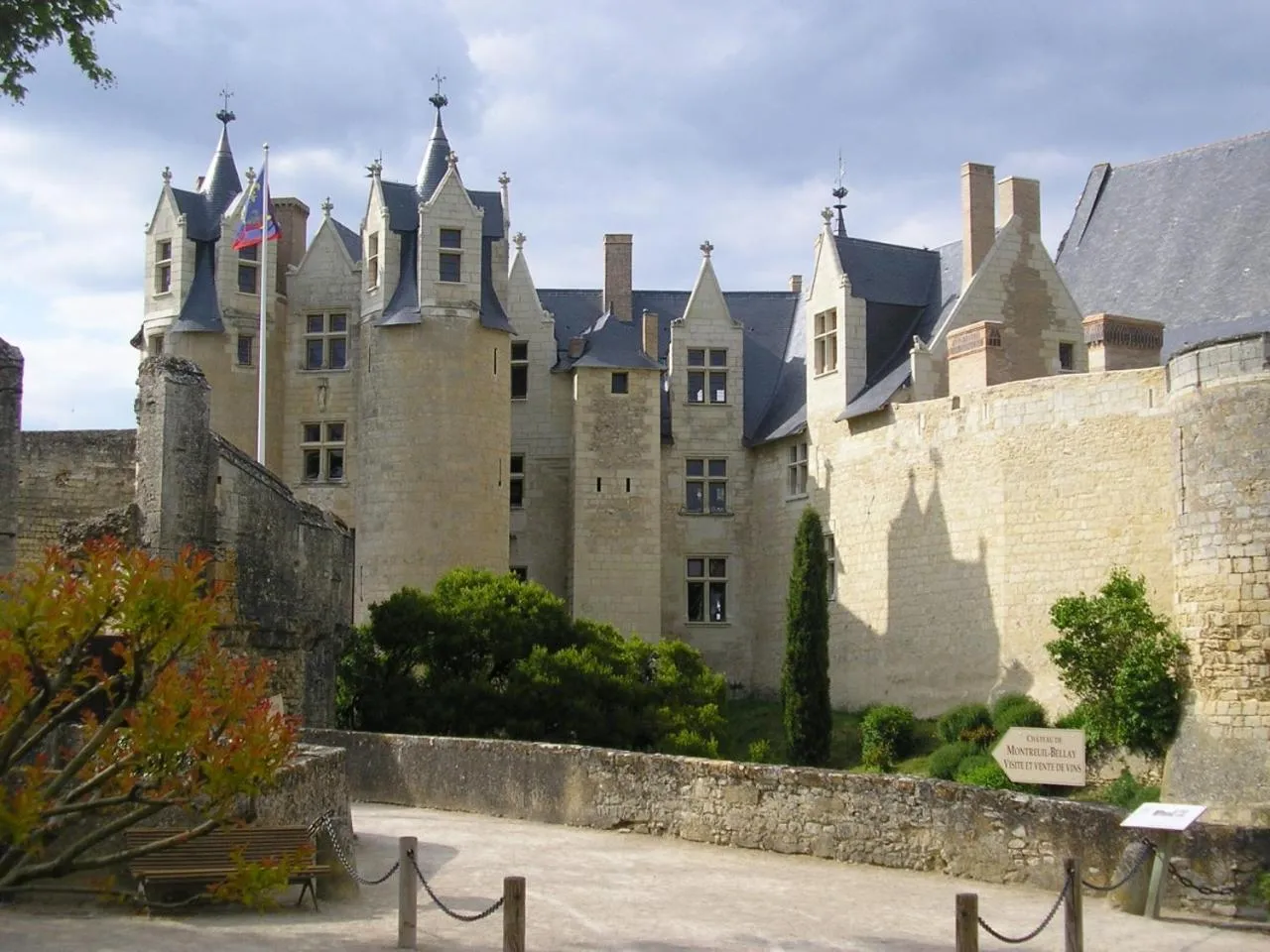 Nearby landmark in Domaine De Meigne