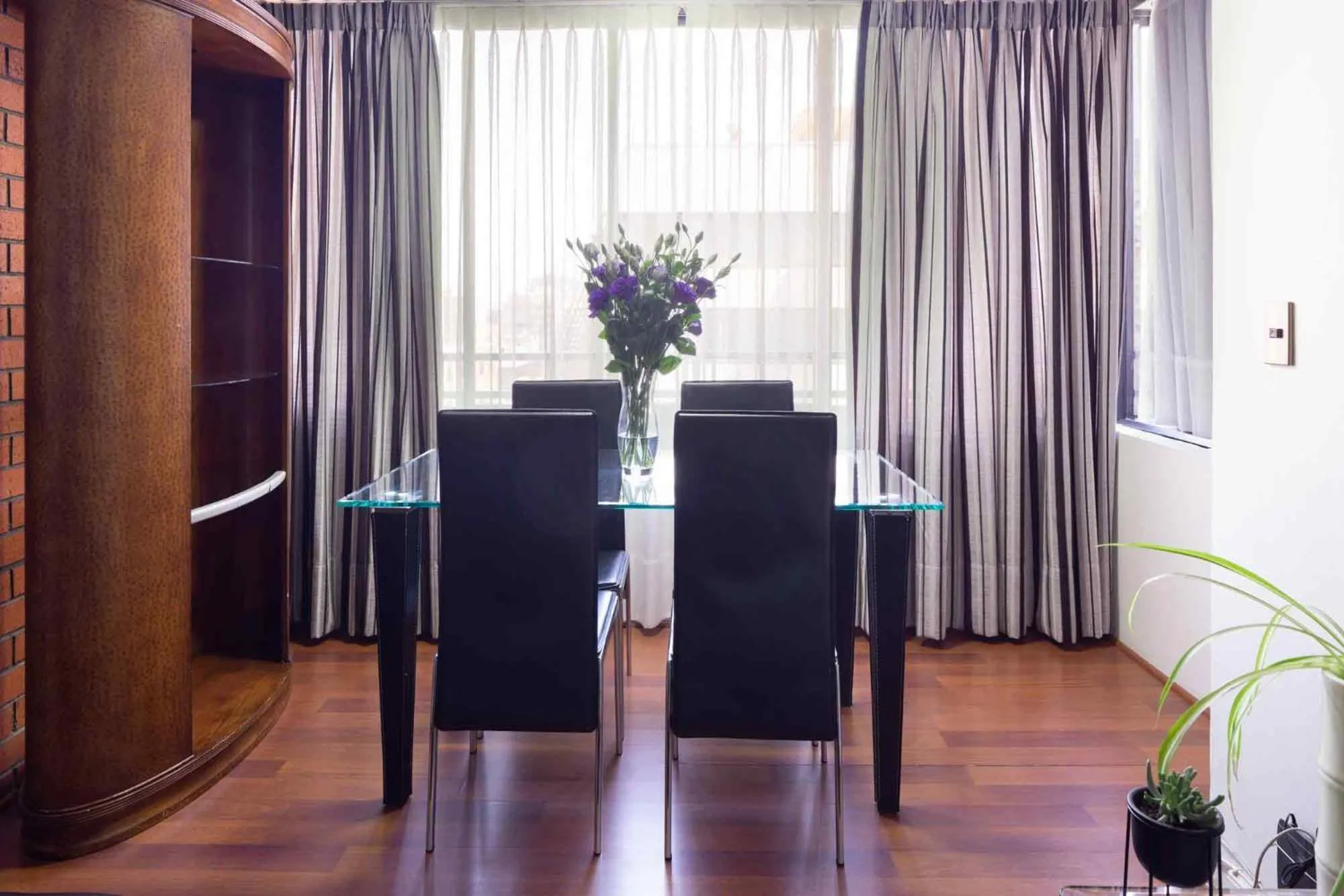Dining area in Santa Magdalena Apartments