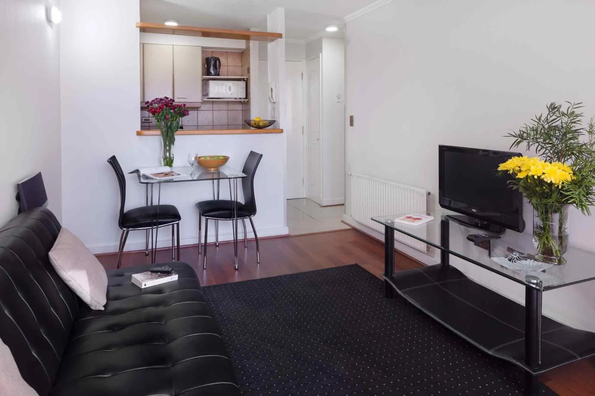 Communal lounge/ TV room in Santa Magdalena Apartments