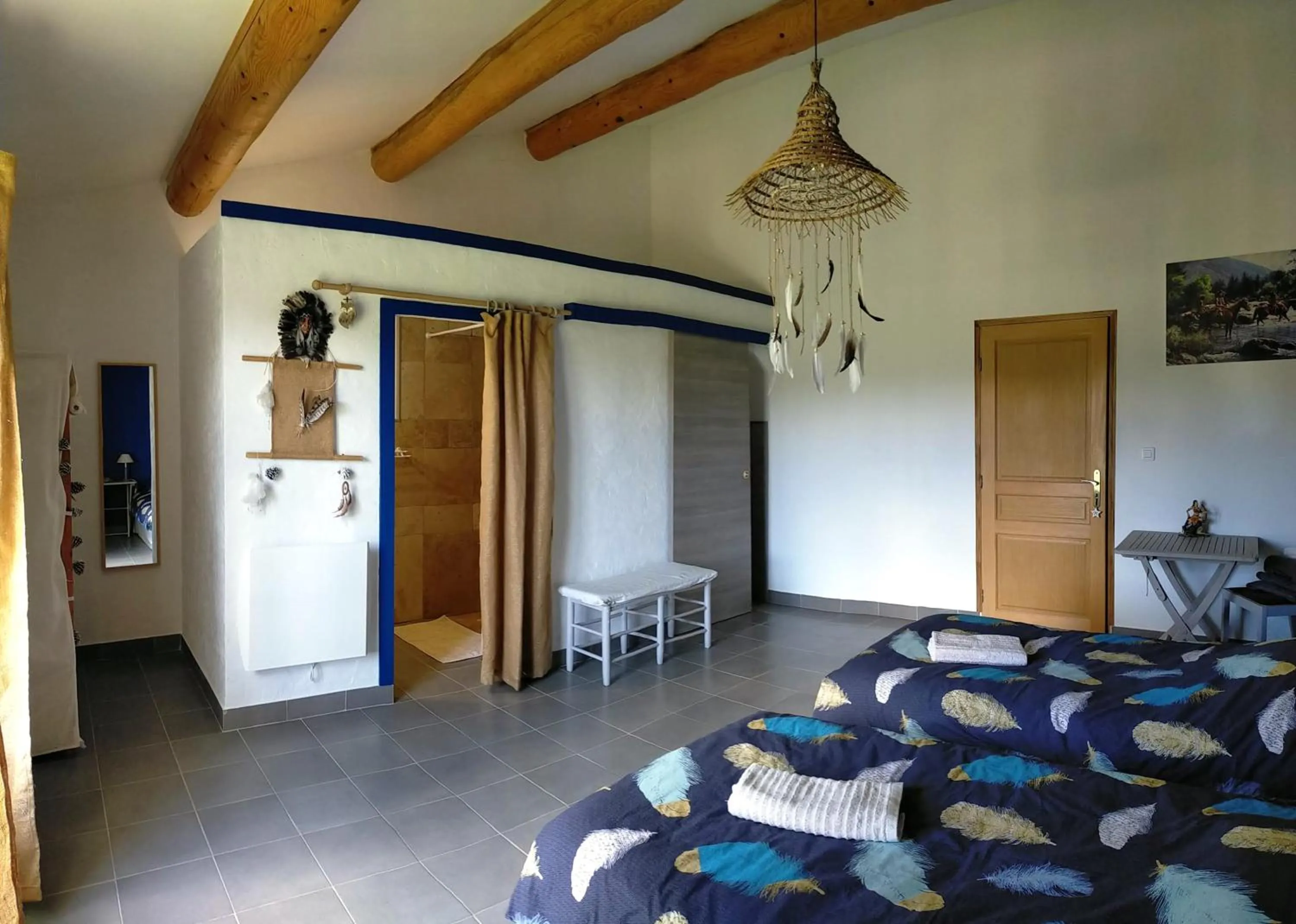 Photo of the whole room, Bed in La Sarriette - Chambres d'hôtes et gîte d'étape à Eygalières