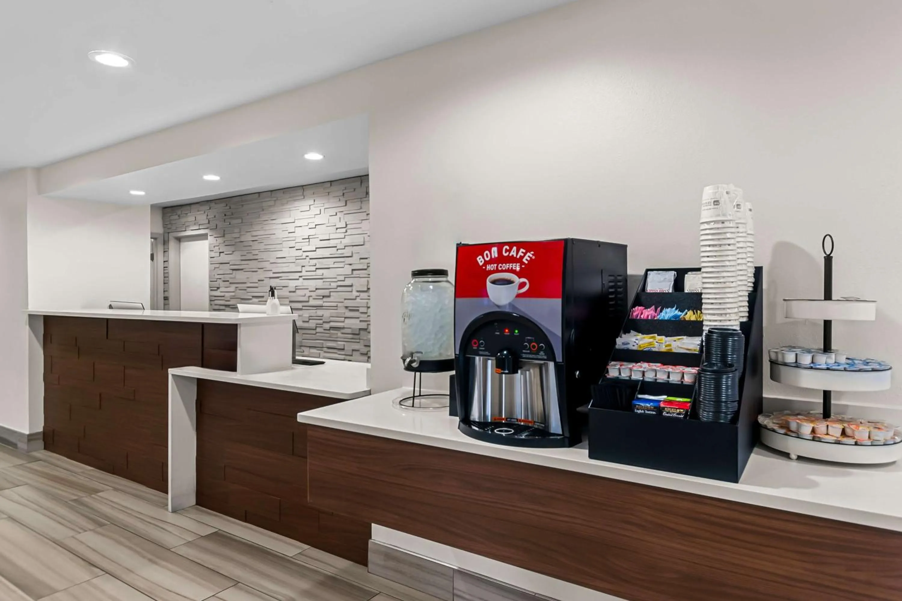 Lobby or reception in Best Western Niceville - Eglin AFB Hotel