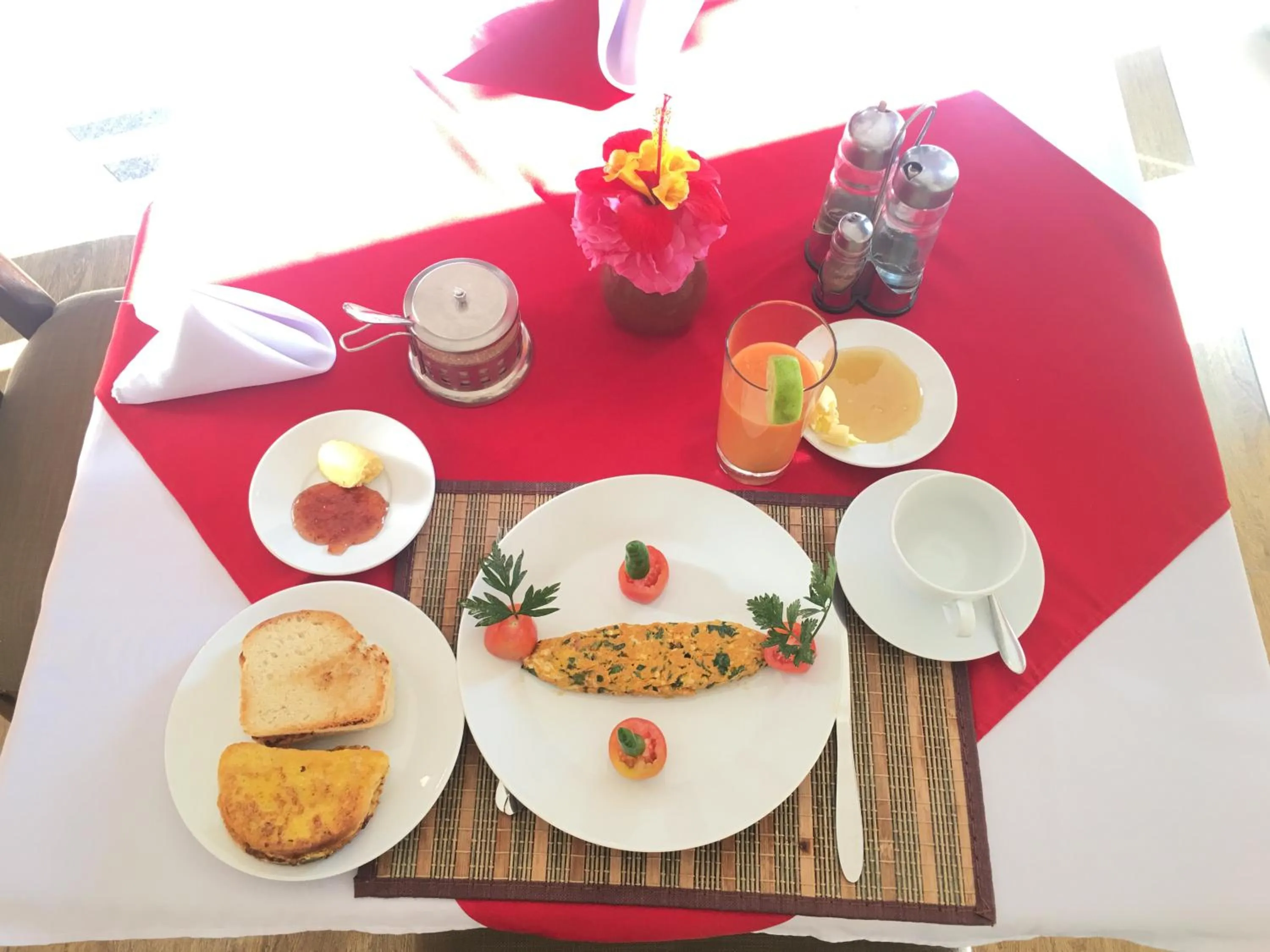 Breakfast in Harbe Hotel