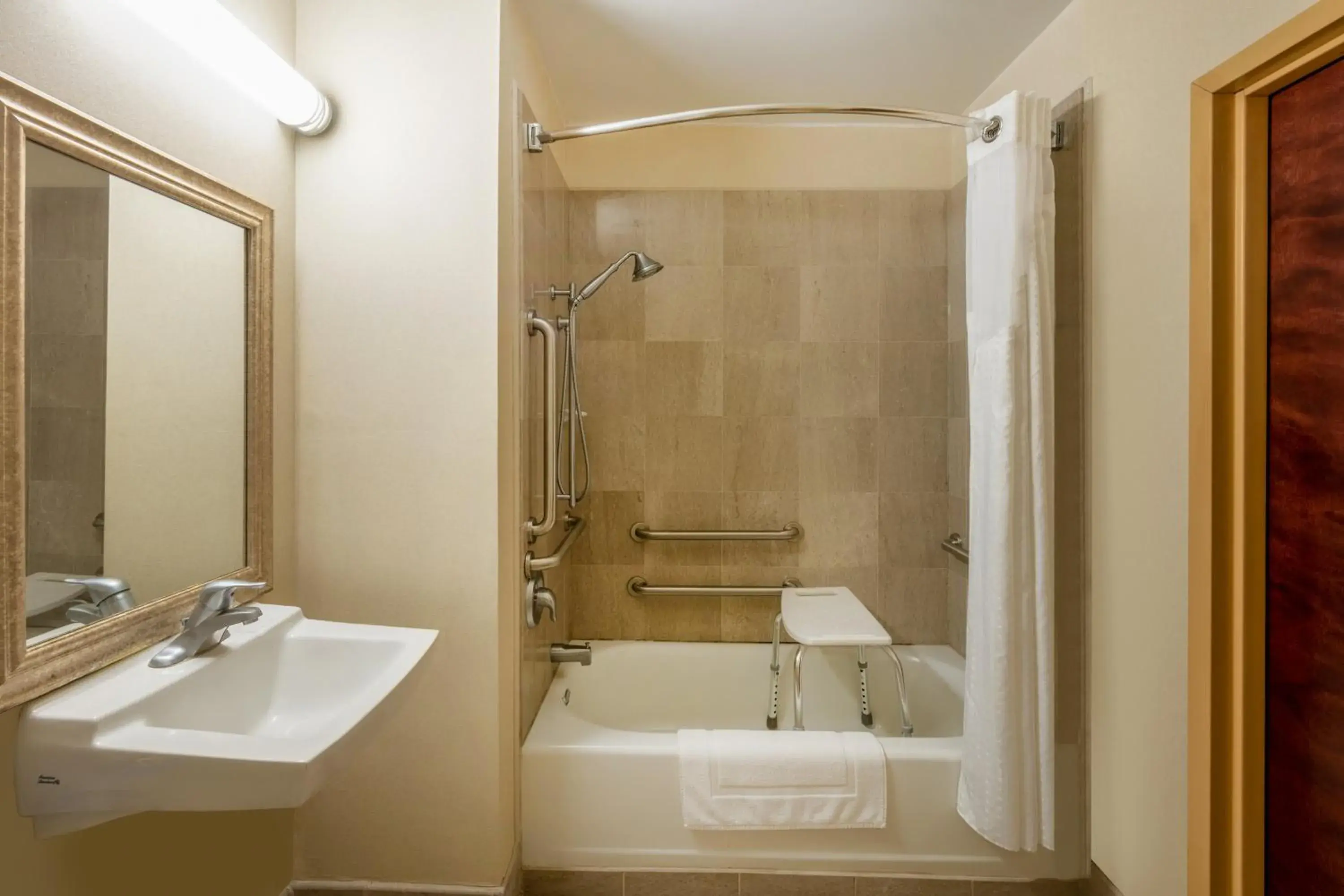 Queen Suite with Two Queen Beds Hearing Accessible Bathtub - Non-Smoking in Holiday Inn Express Hotel & Suites Erie an IHG Hotel Queen Suite with Two Queen Beds Hearing Accessible Bathtub - Non-Smoking in Holiday Inn Express Hotel & Suites Erie an IHG Hotel