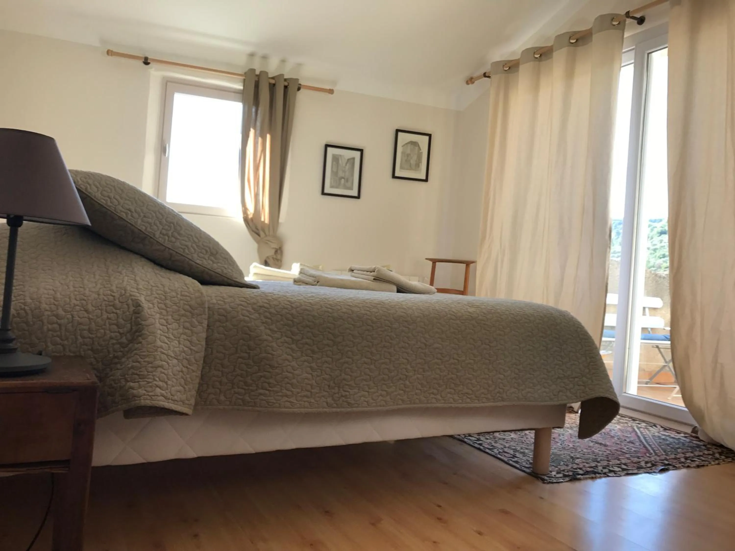 Balcony/Terrace, Bed in Hôtel Particulier des Lumières