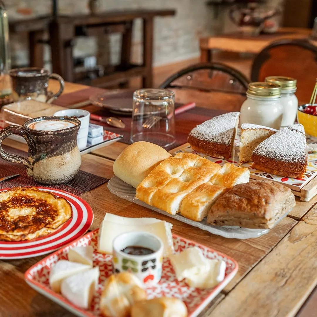 Breakfast in Gilda e i suoi amici