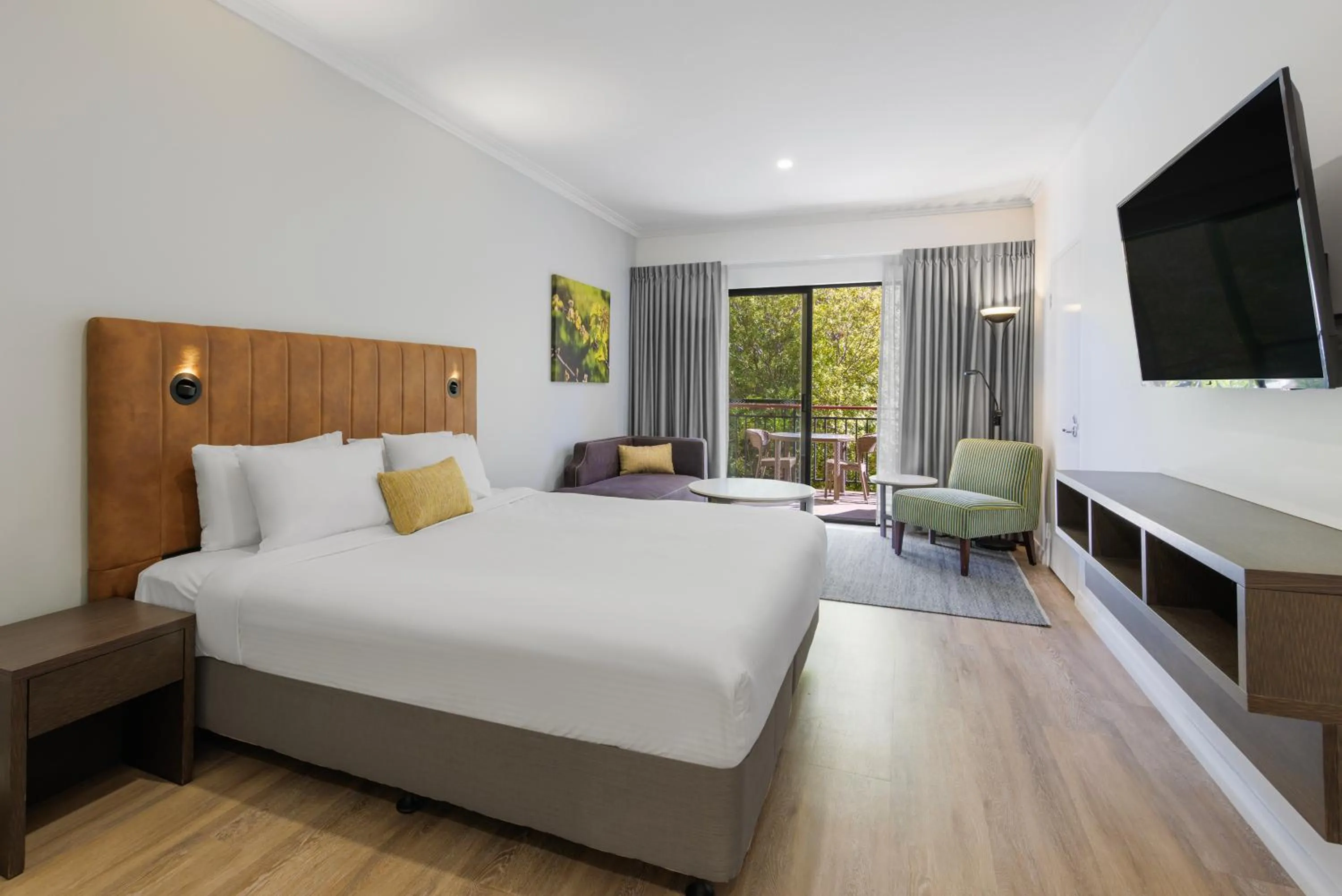 Property building, Bed in Club Wyndham Dunsborough, Trademark Collection by Wyndham