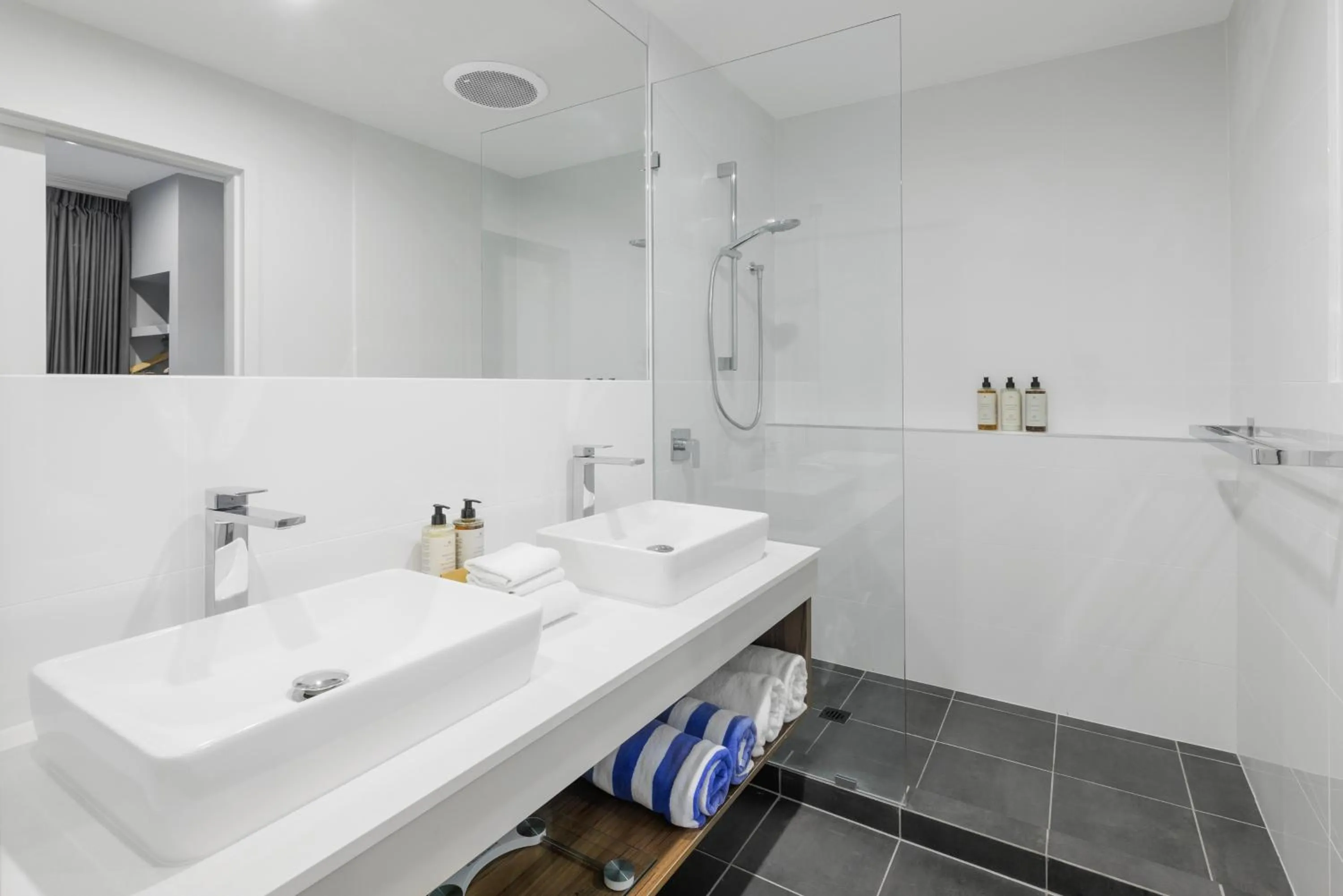 Property building in Club Wyndham Dunsborough, Trademark Collection by Wyndham