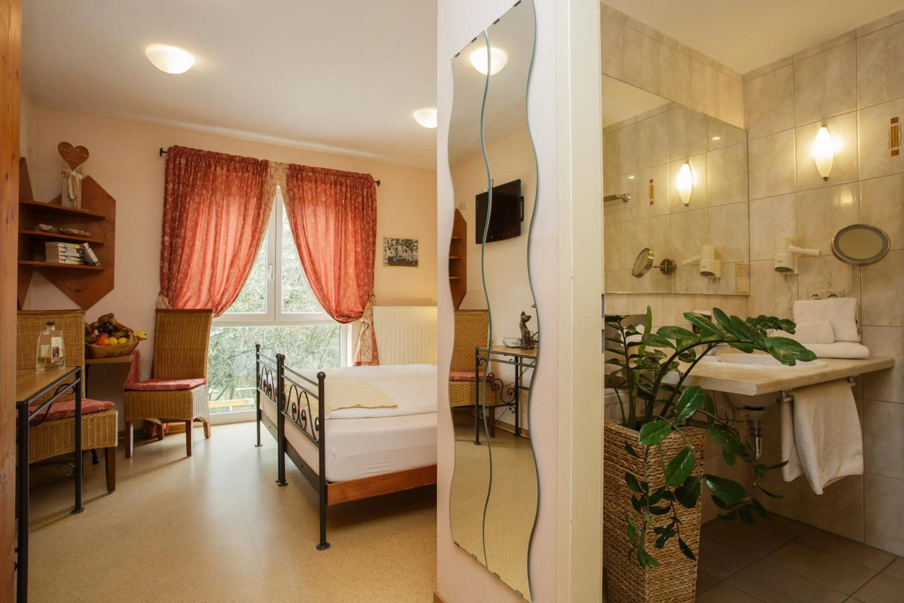 Bedroom in Mediterran Hotel Juwel