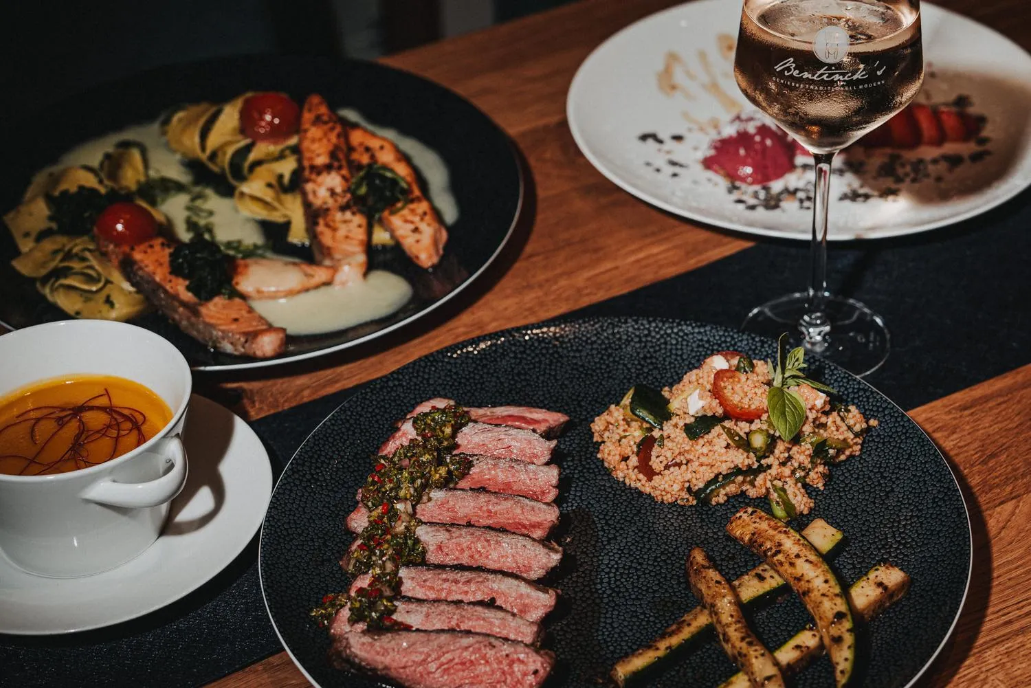 Restaurant/places to eat in Hotel Graf Bentinck