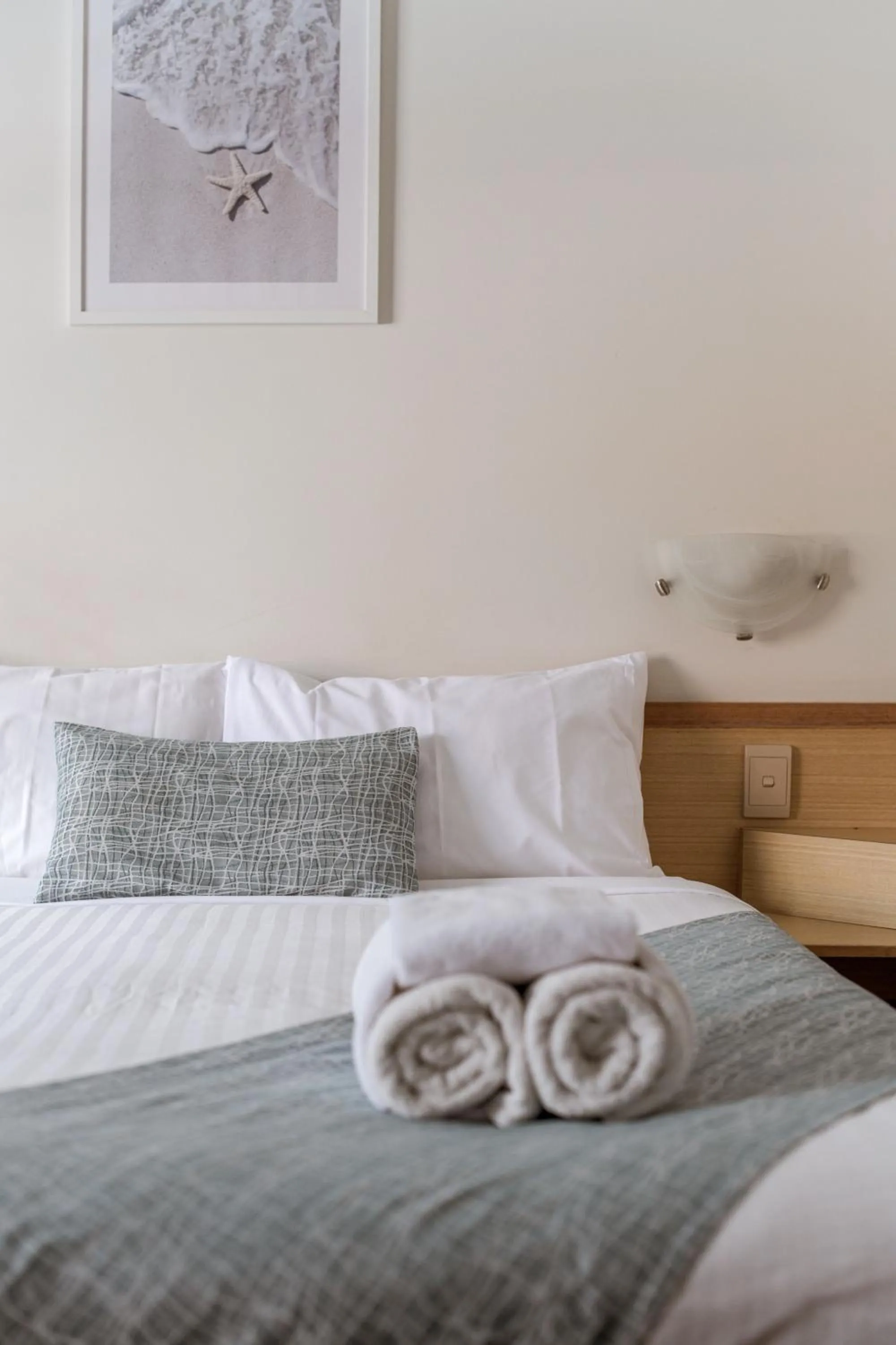 Bed in Hospitality Esperance SureStay Collection by Best Western