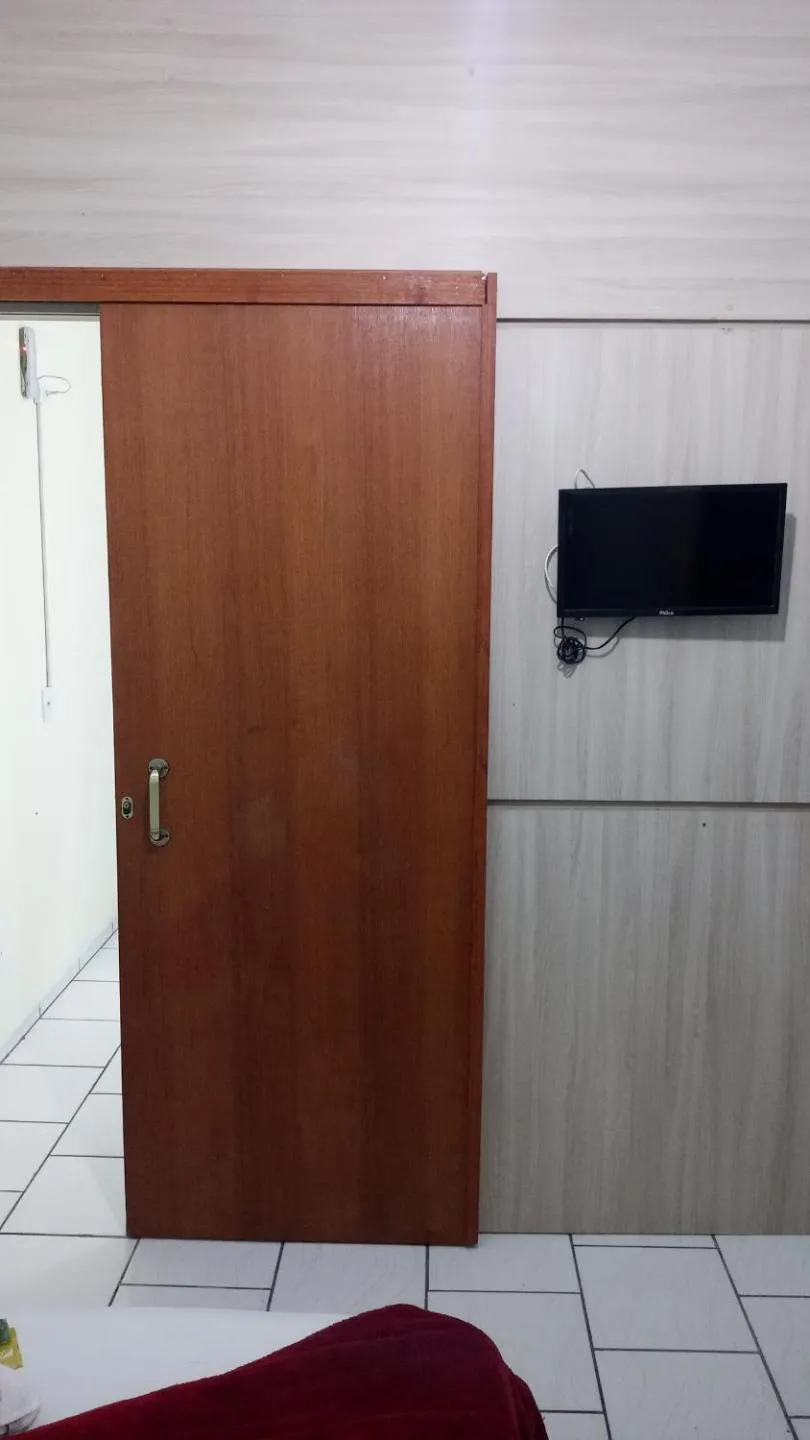 TV and multimedia in Pousada Oliveira