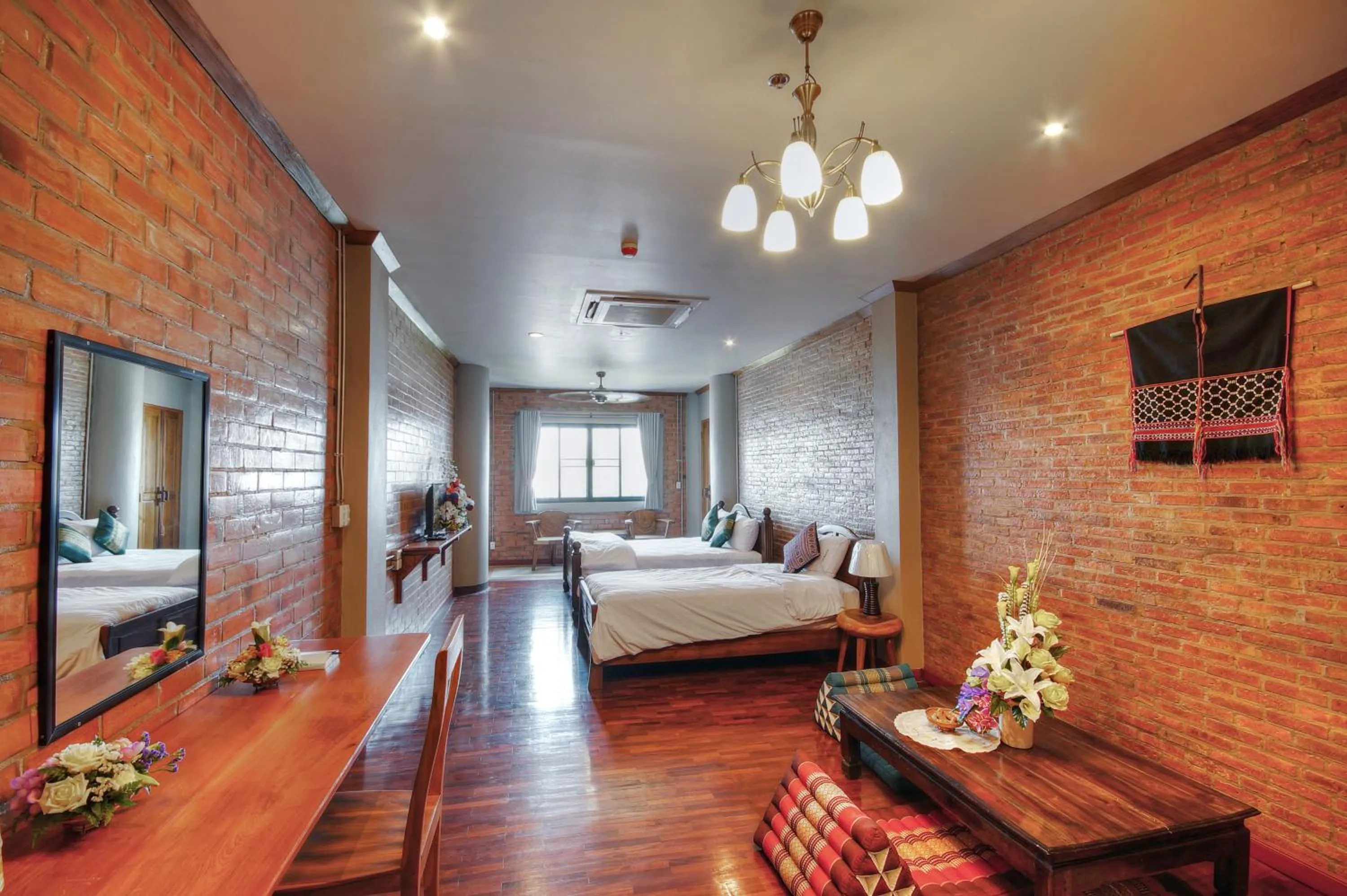 Photo of the whole room, Bed in Saeng Panya Home SHA Plus