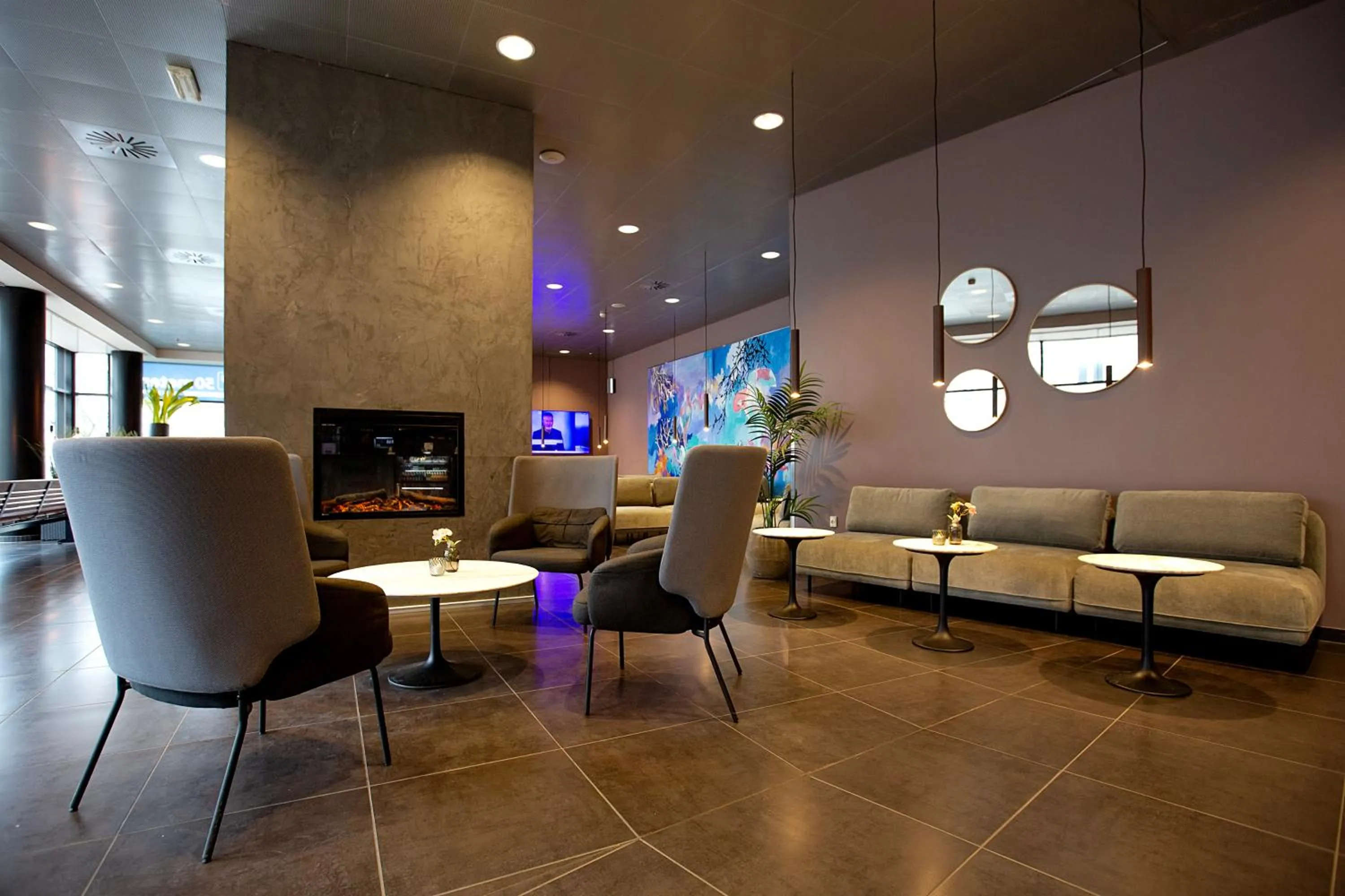 Lobby or reception in Cabinn Aalborg