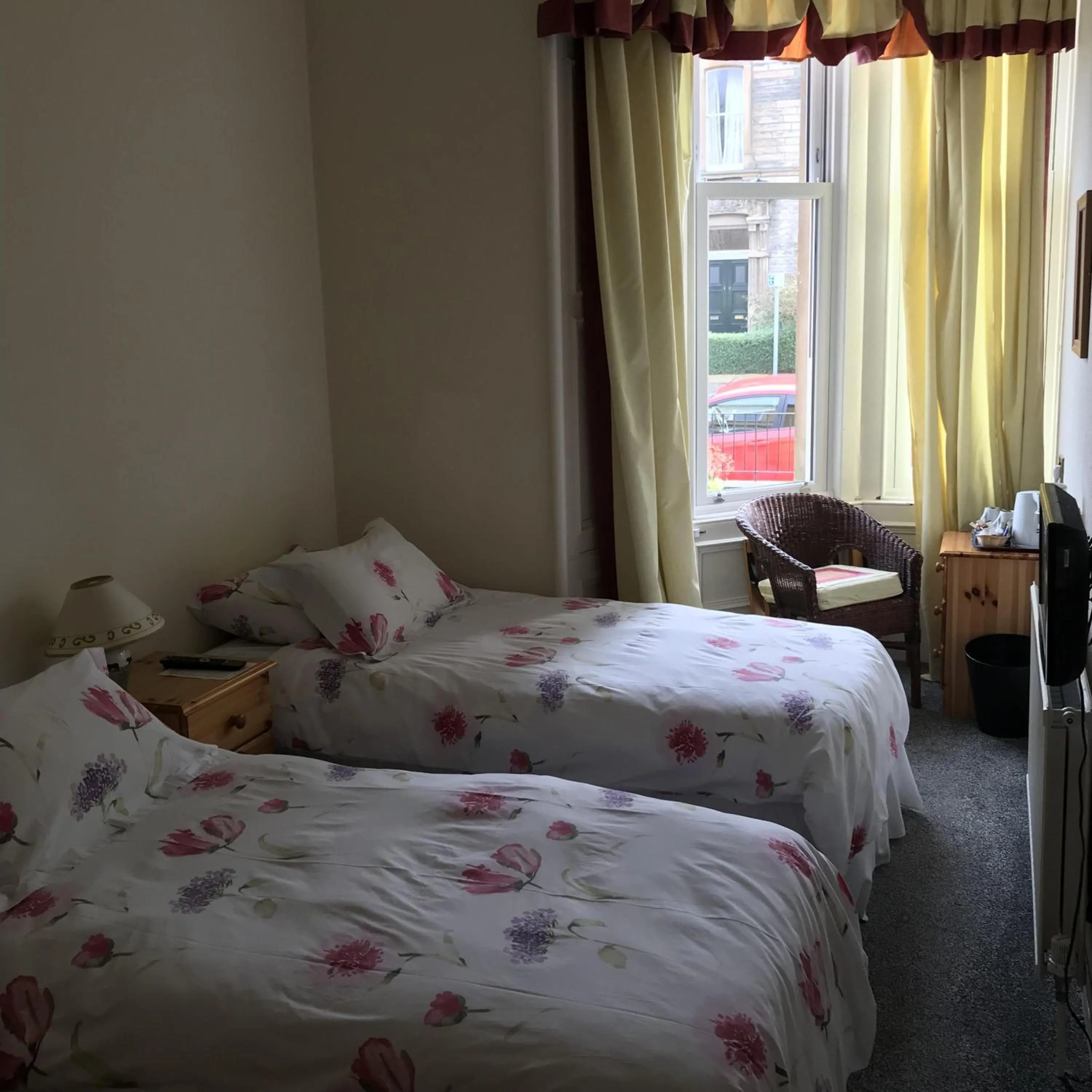 Bedroom, Bed in Dorstan House