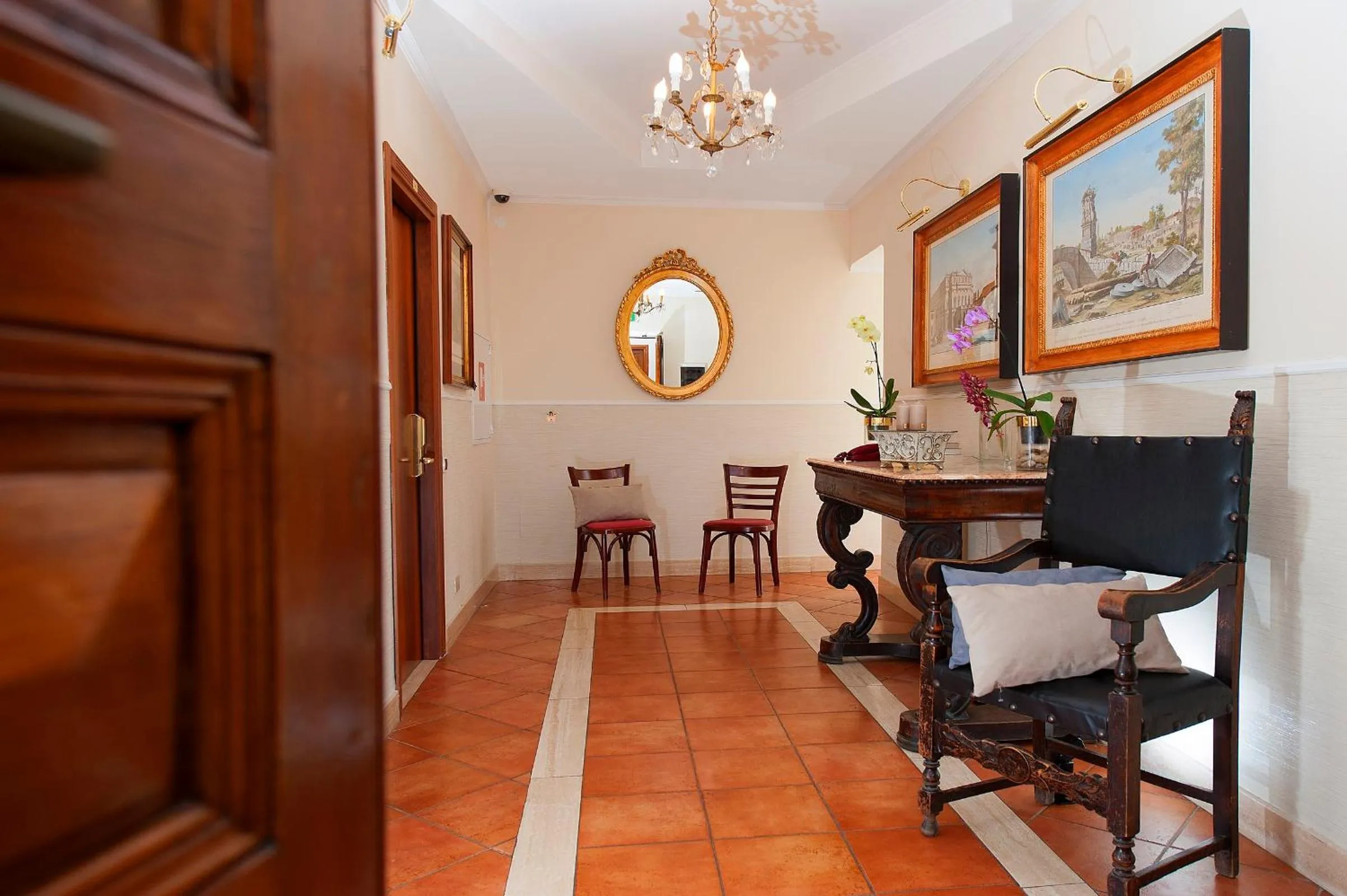 Living room in Budget Rooms Des Arts