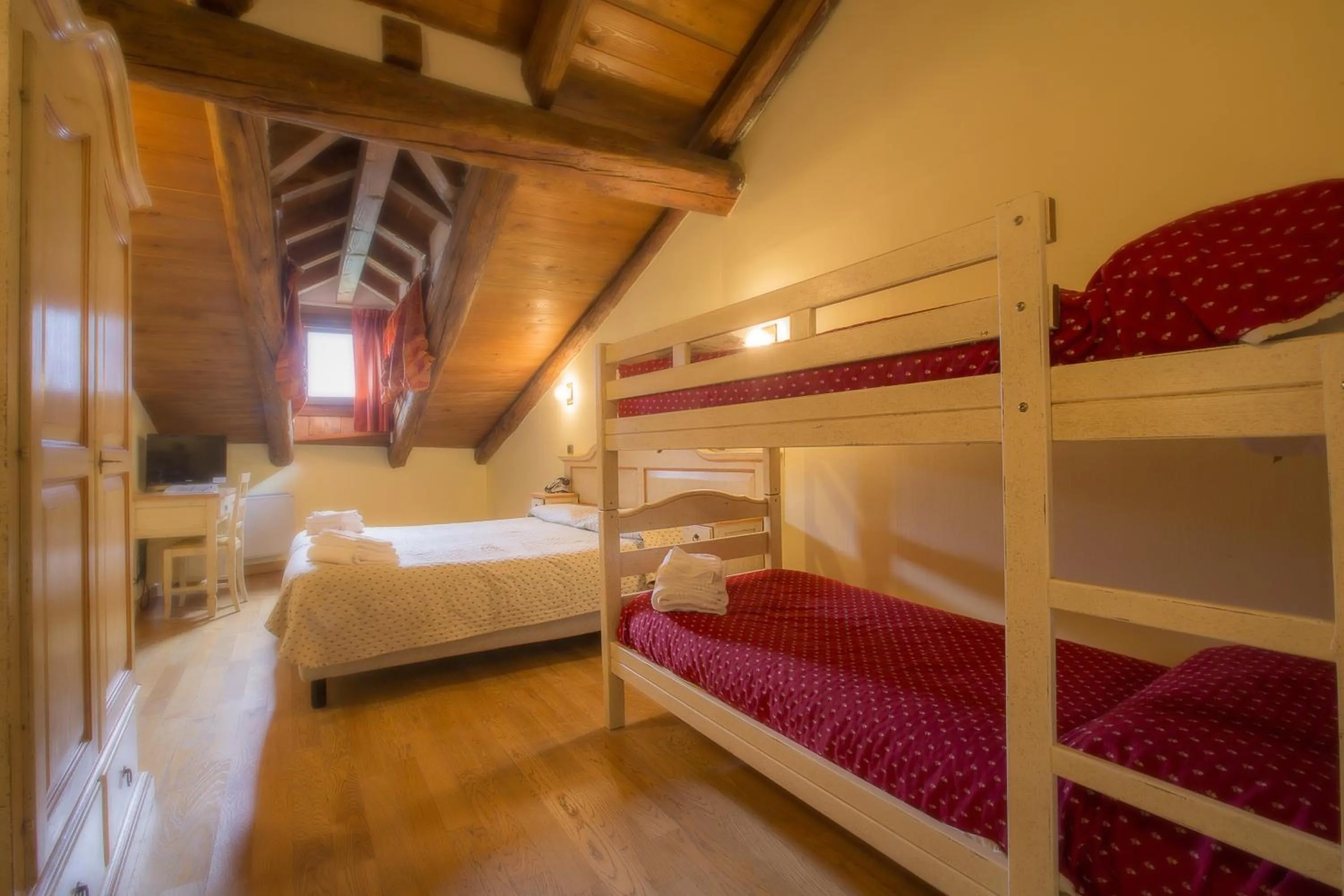 Photo of the whole room in Hotel Chez Toi