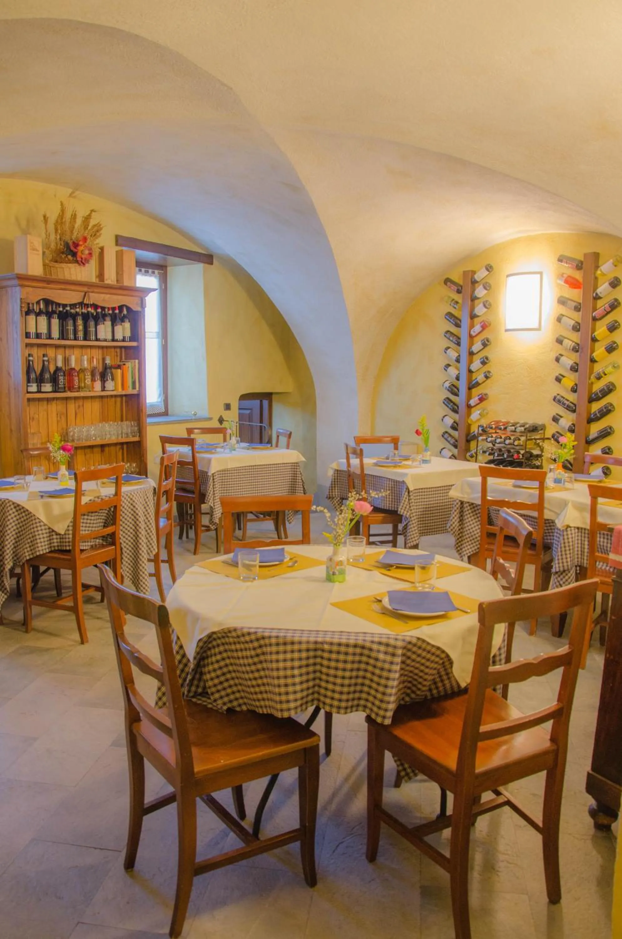 Buffet breakfast in Hotel Chez Toi