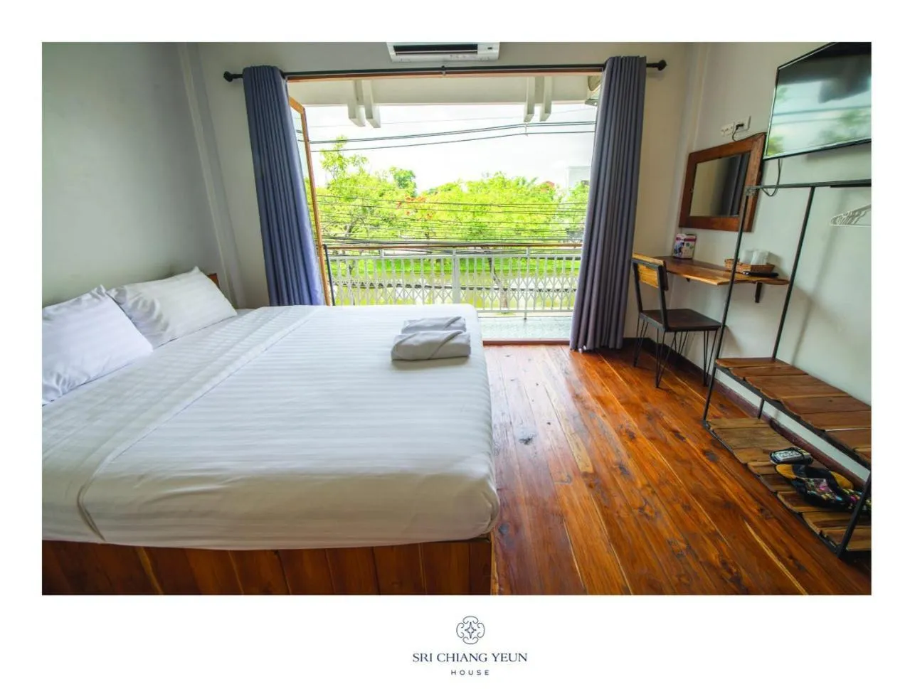 Balcony/Terrace, Bed in Sri Chiang Yeun House