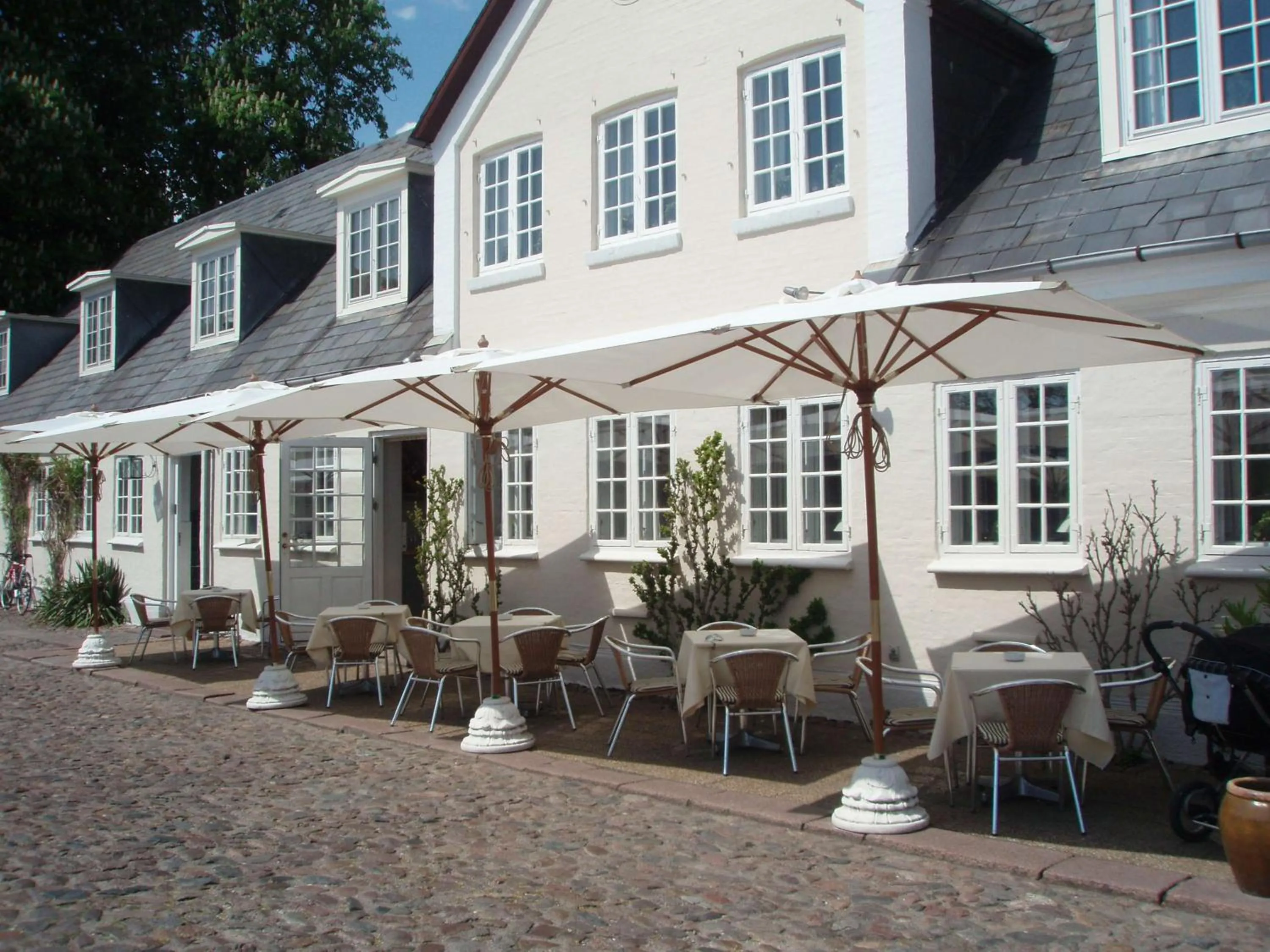 Property building in Hotel Knudsens Gaard