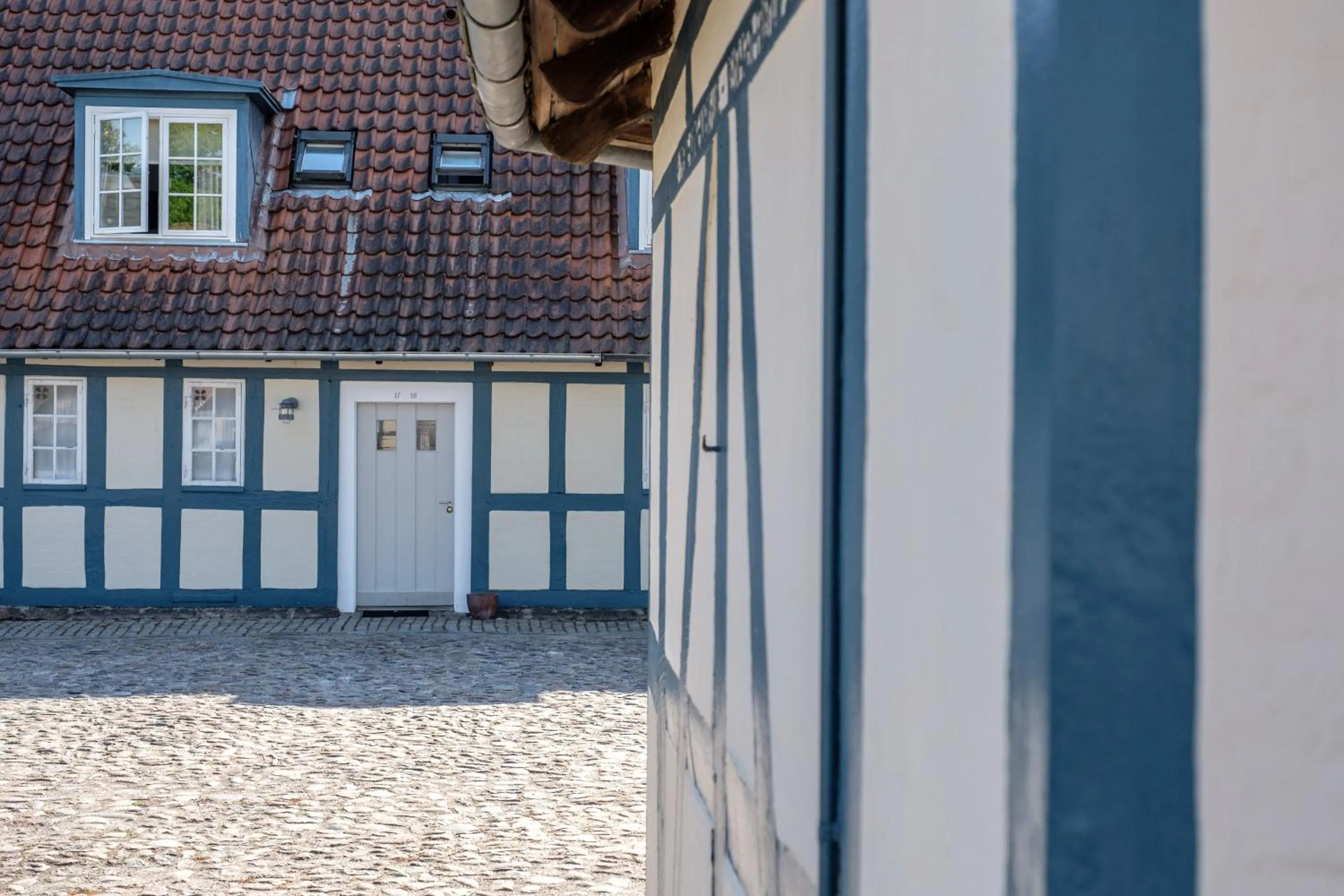 Property building in Hotel Knudsens Gaard