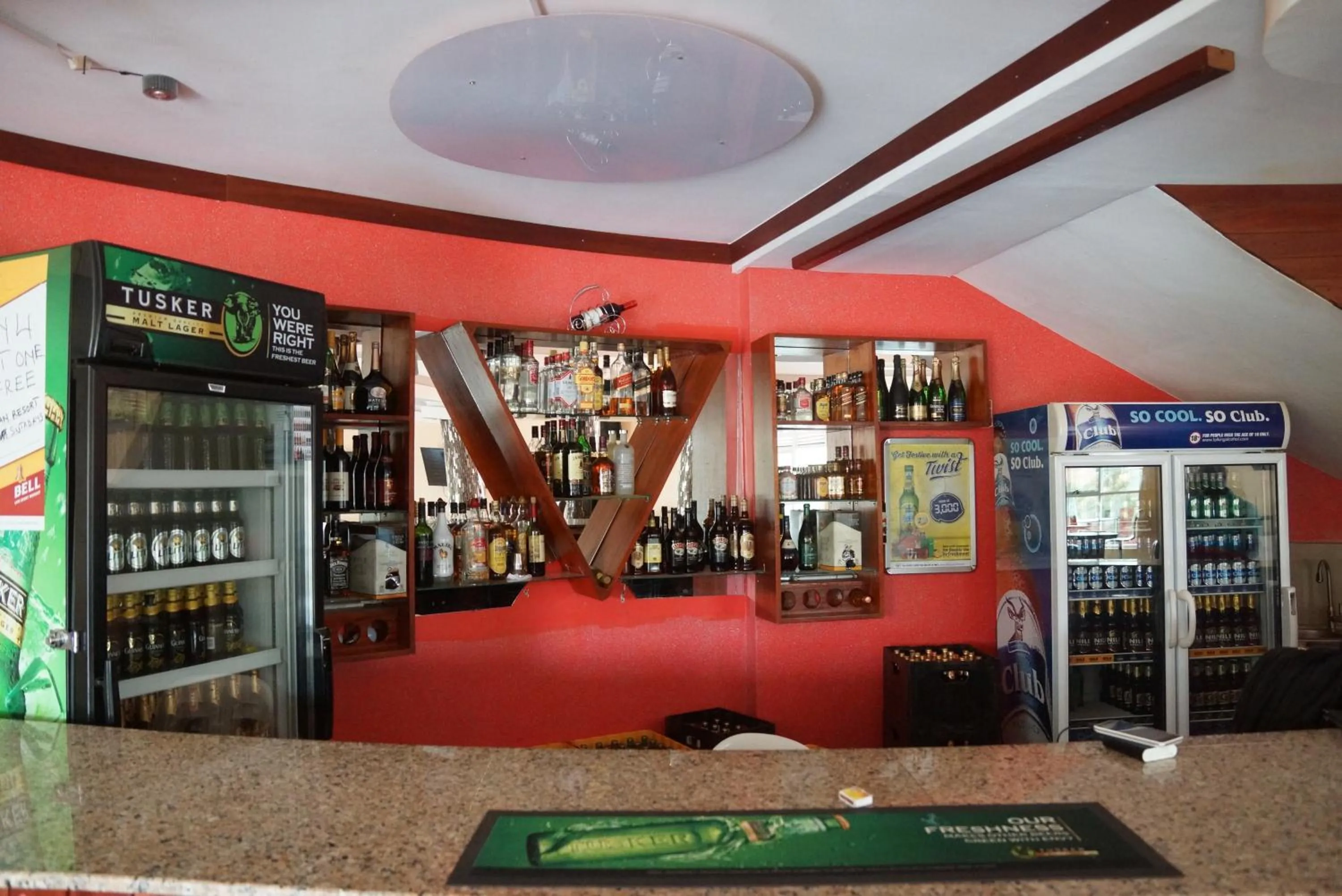 Lounge or bar in Nican Resort Hotel Seguku Entebbe