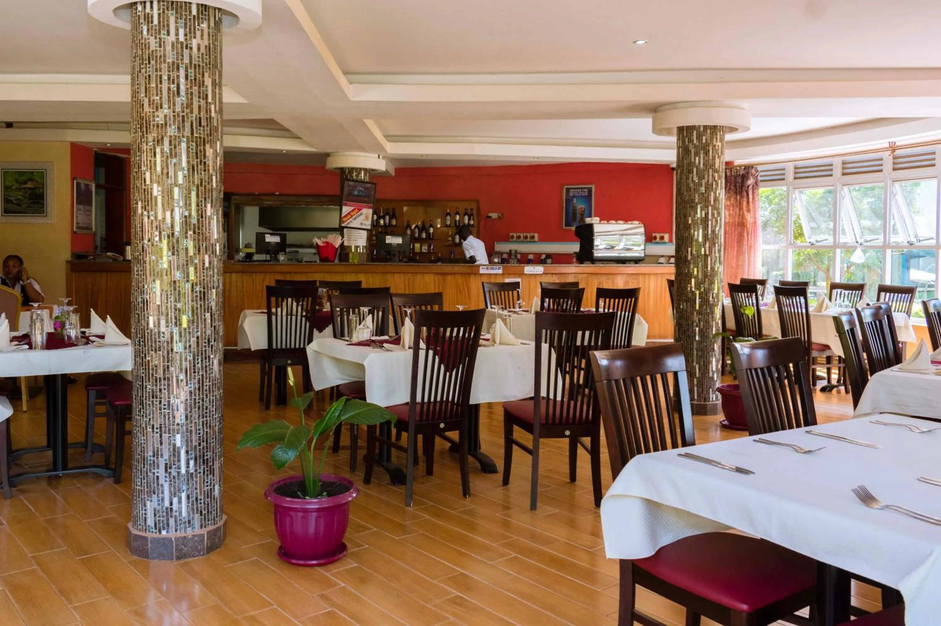 Restaurant/places to eat in Nican Resort Hotel Seguku Entebbe