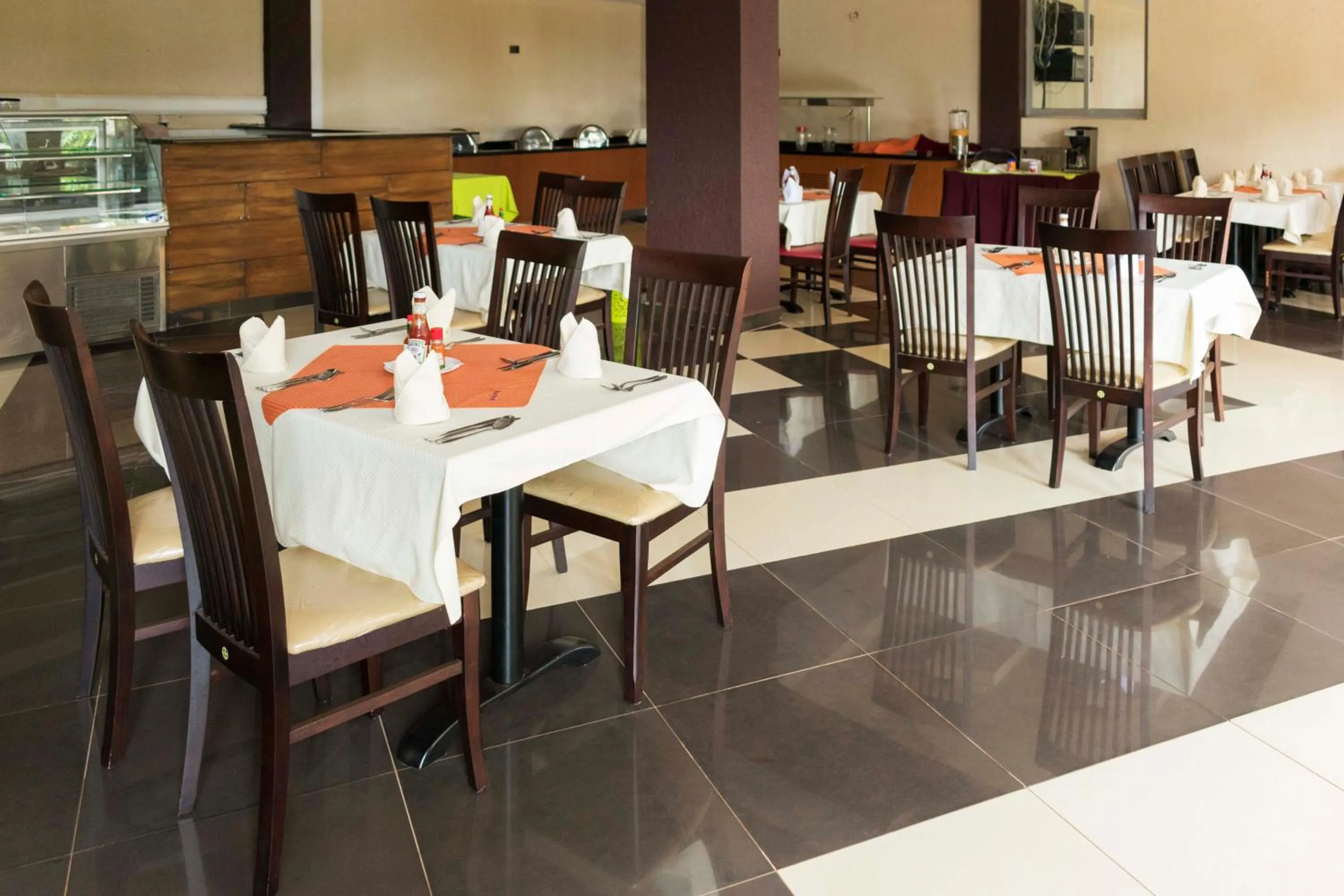 Restaurant/places to eat in Nican Resort Hotel Seguku Entebbe