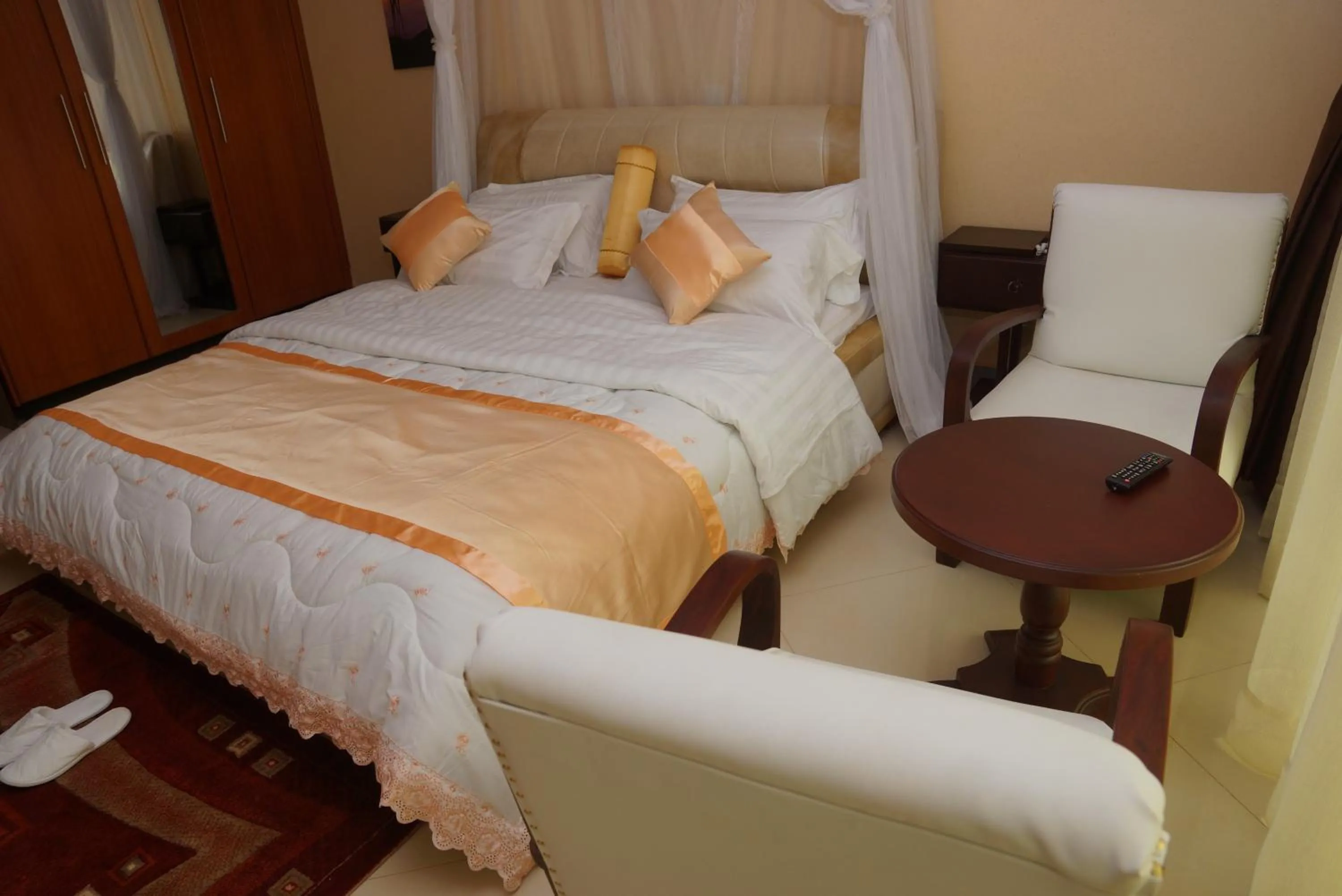 Bed in Nican Resort Hotel Seguku Entebbe