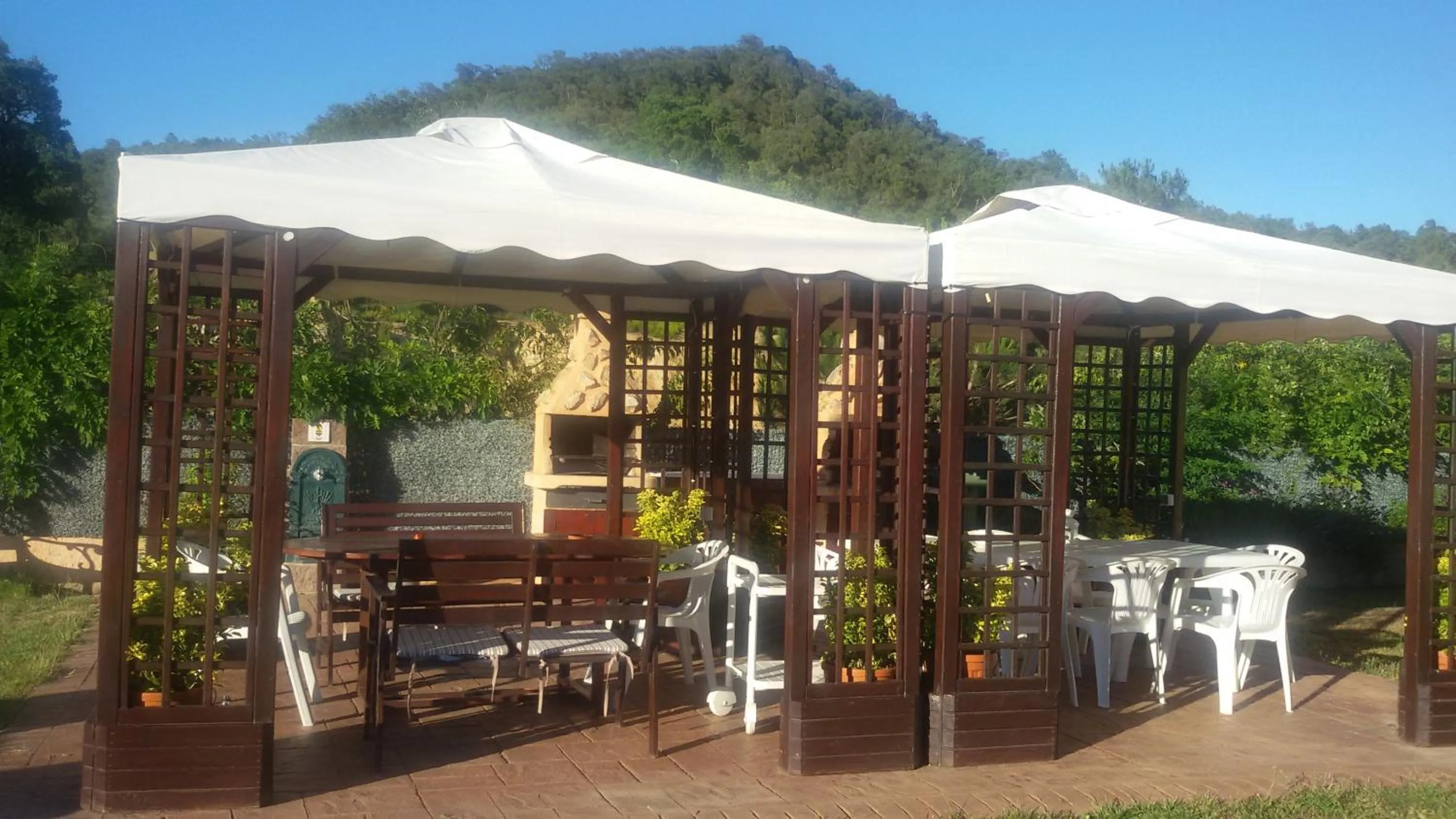 Restaurant/places to eat in Holiday Home Cardona