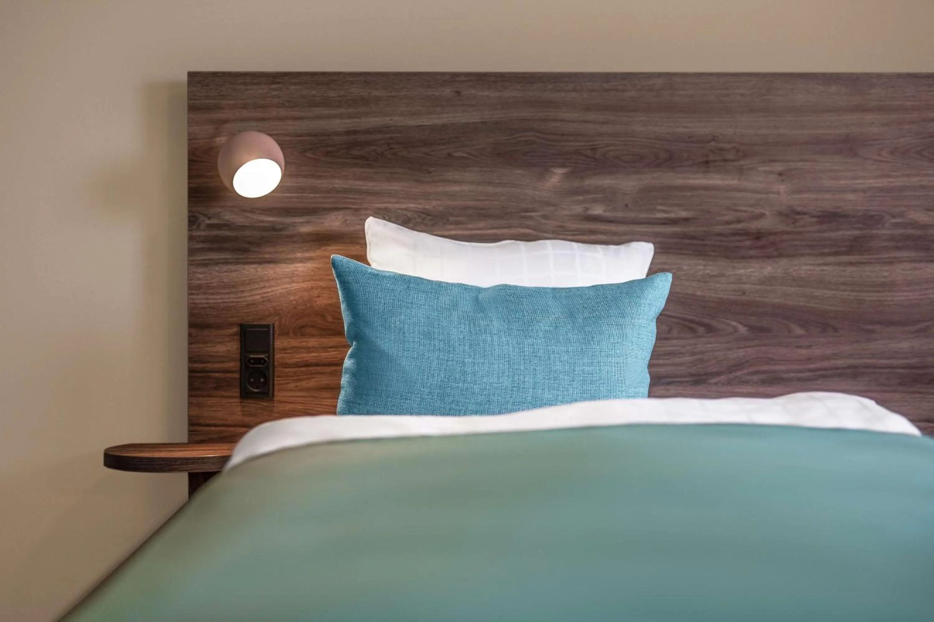 Other, Bed in Quality Hotel The Reef