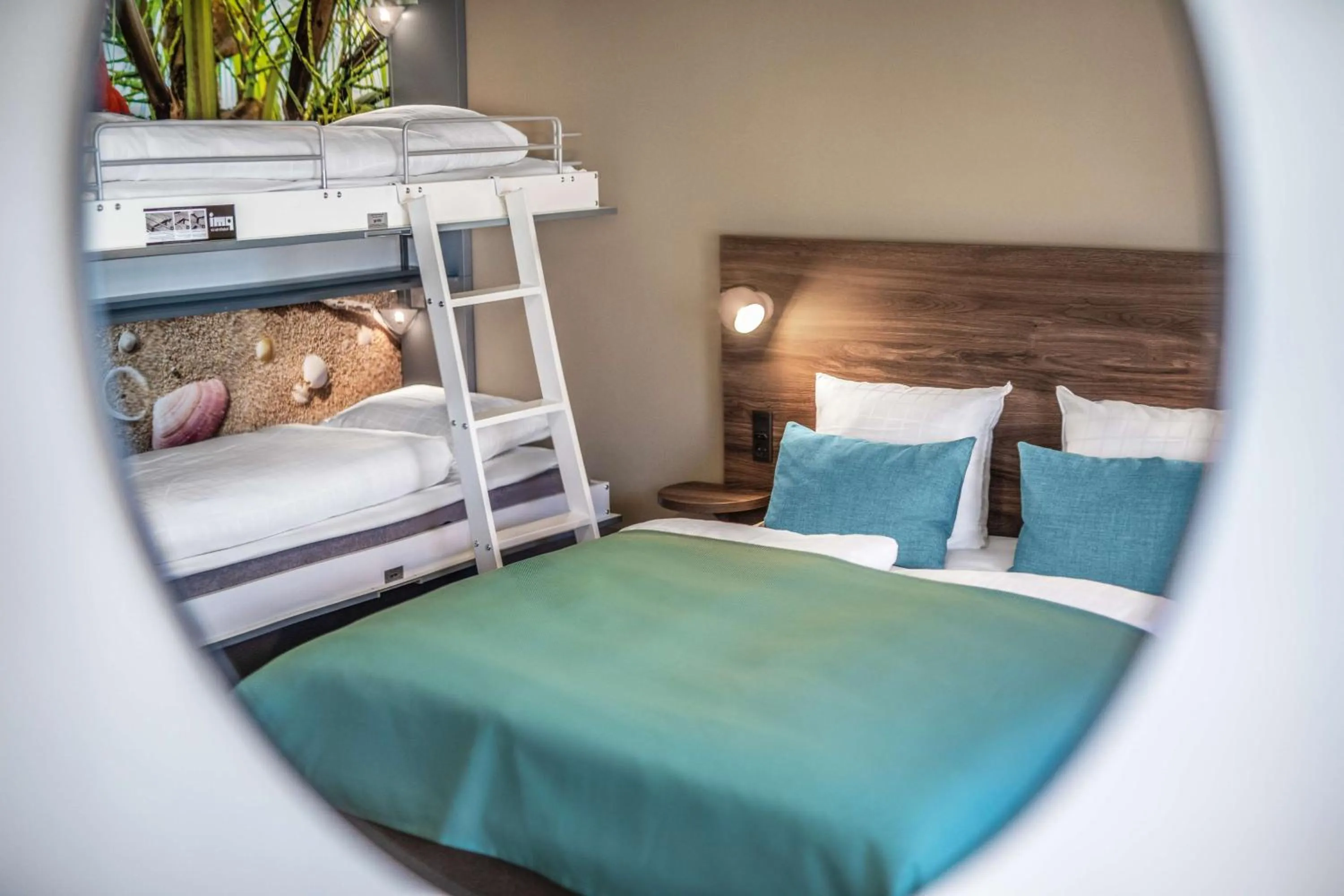 Photo of the whole room, Bed in Quality Hotel The Reef