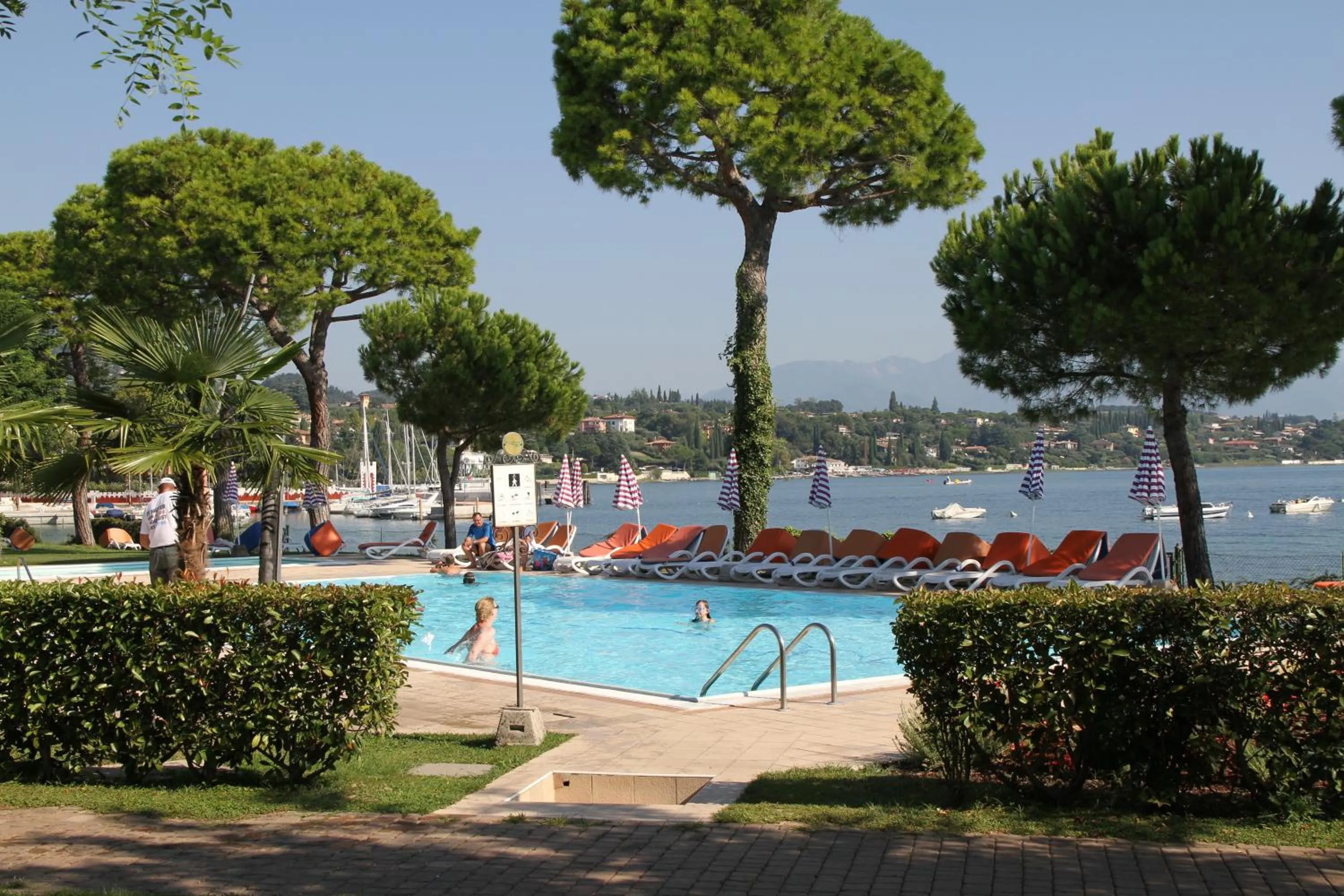 Swimming pool in Le Corti Del Lago