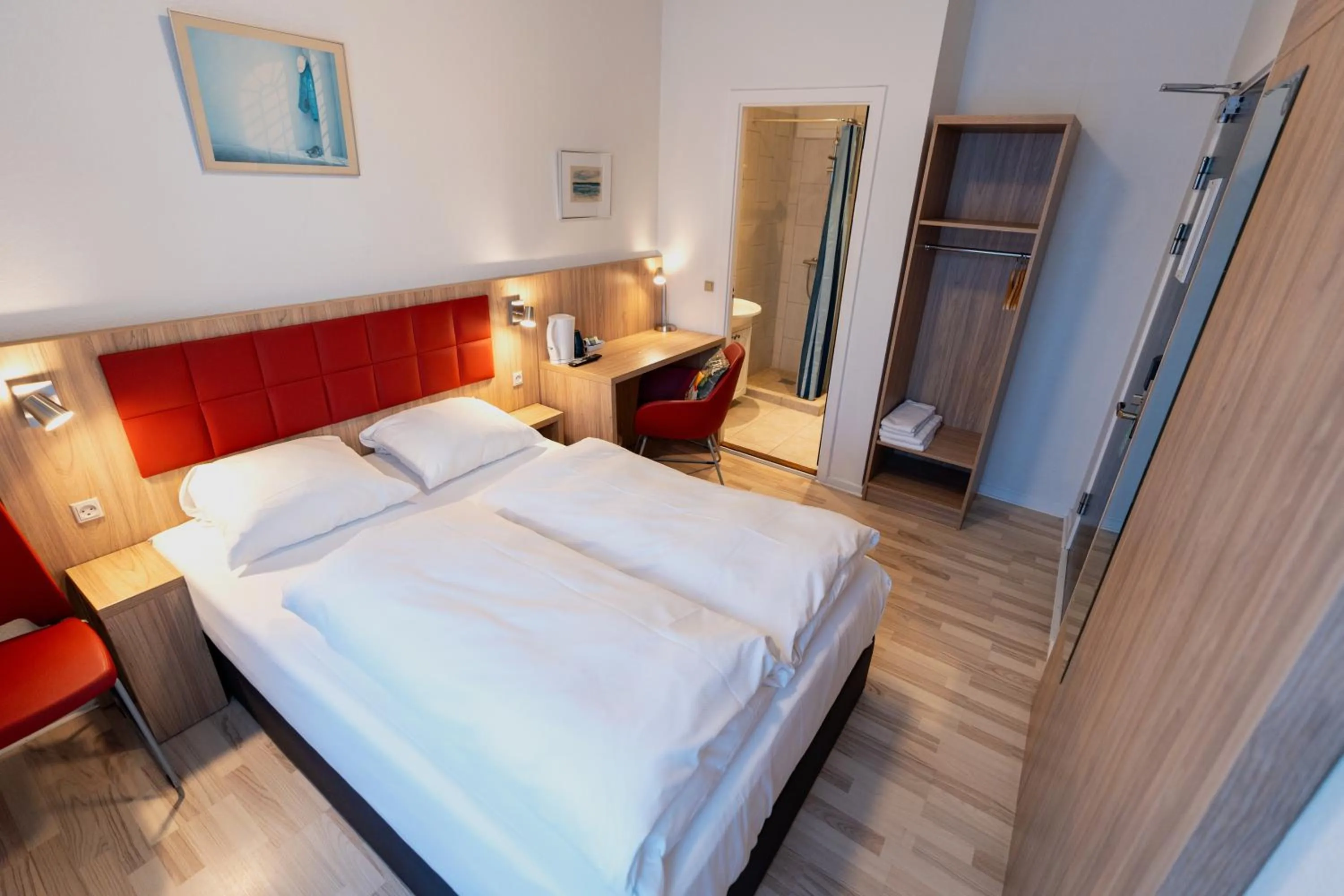 Bedroom, Bed in Prinsen Hotel