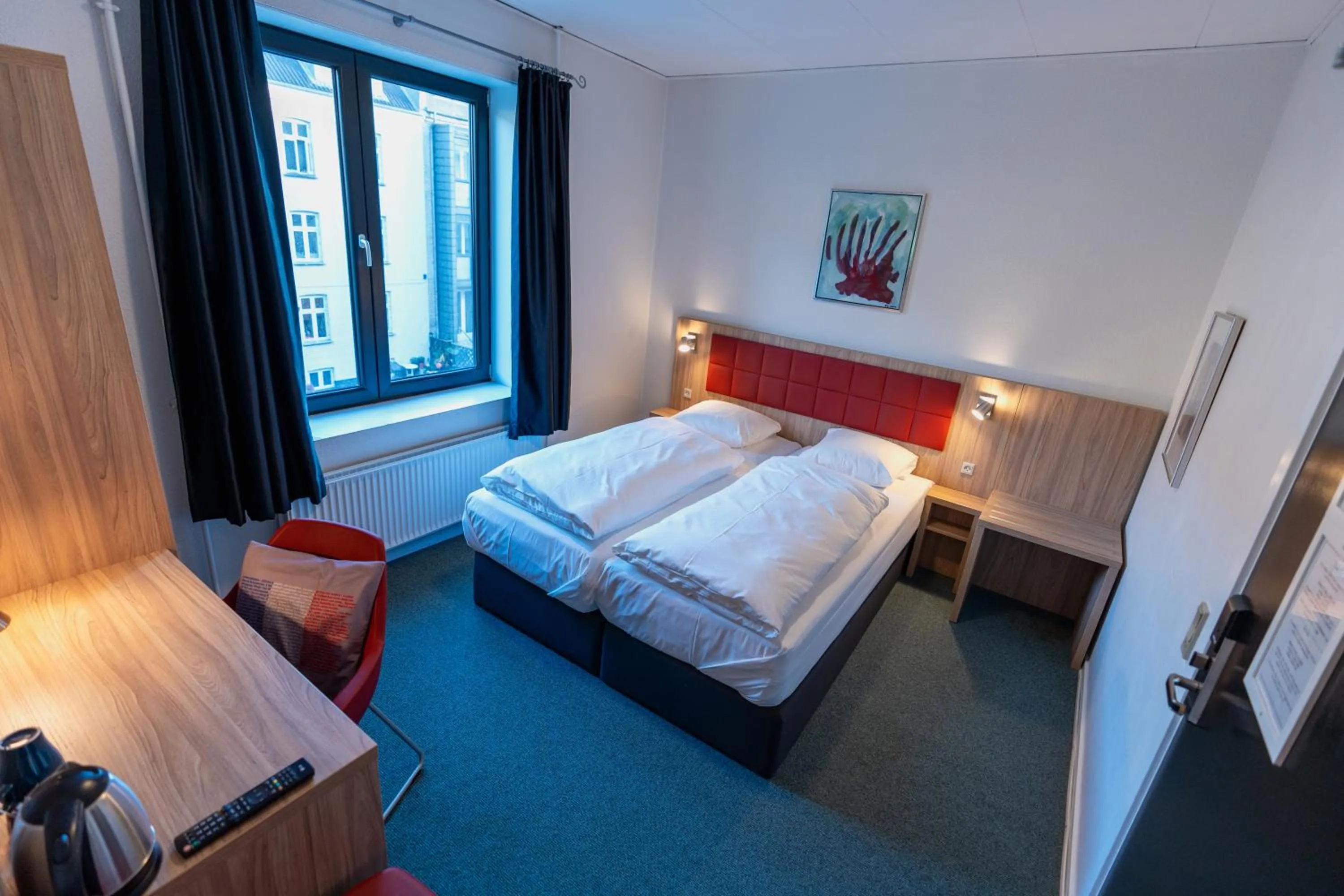 Bedroom, Bed in Prinsen Hotel