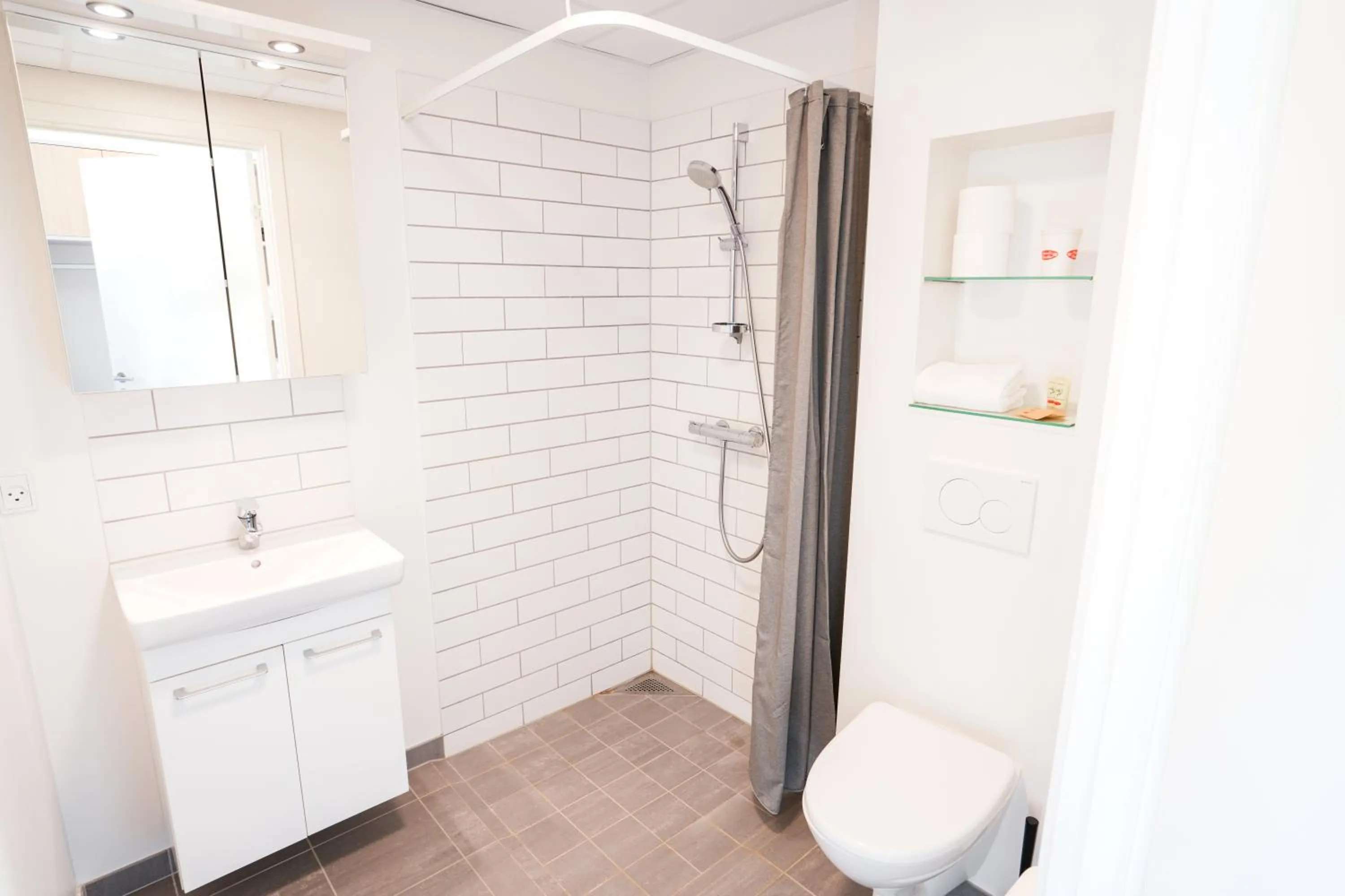 Shower in Hotel Vissenbjerg Storkro